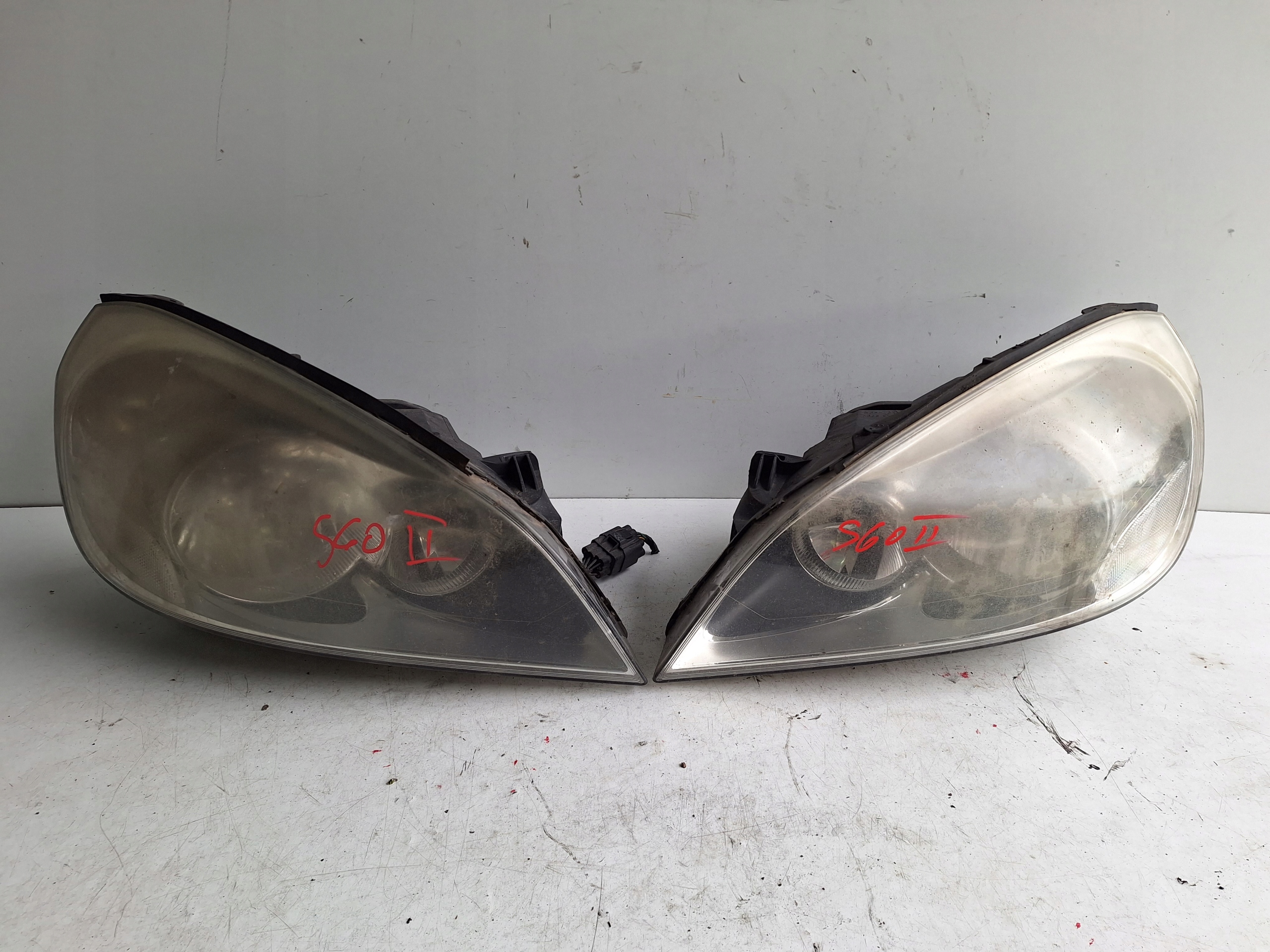 VOLVO V60 II S60 II 10-13 light left UK
