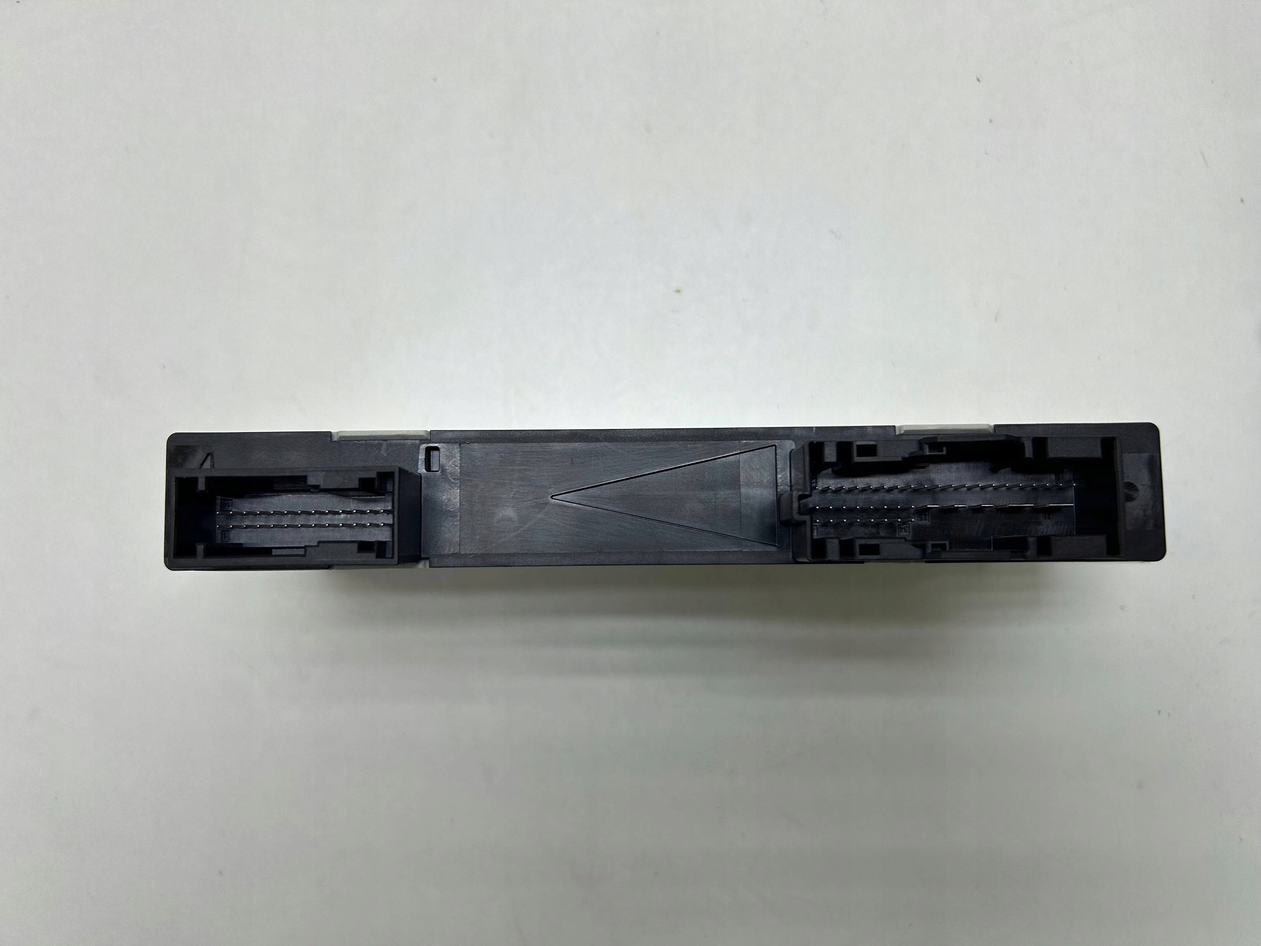 computer / control unit ECU / key BMW 5 F10 F11 530d N57 8510643