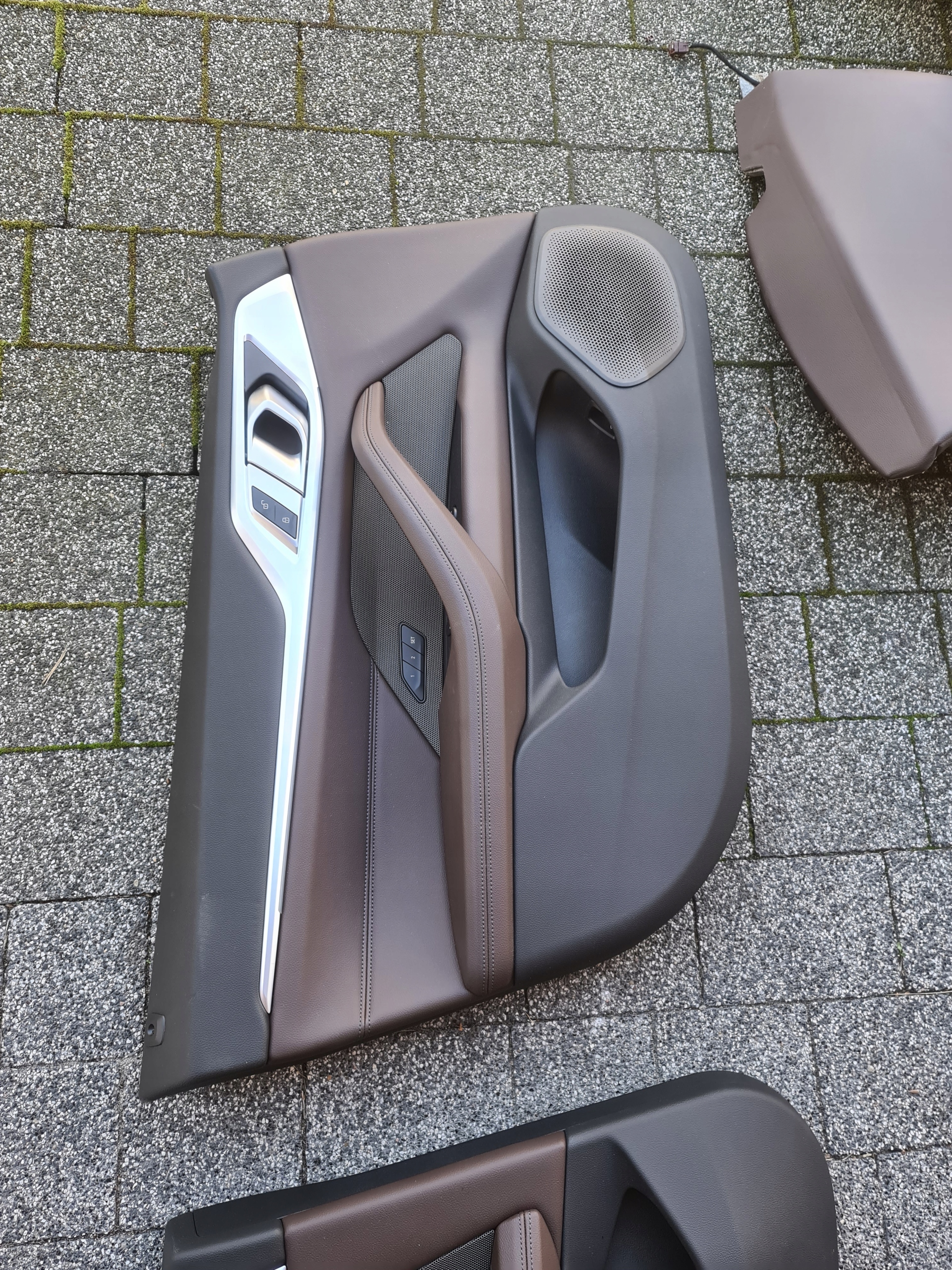 BMW G26 I4 комплект кресла MOKKA