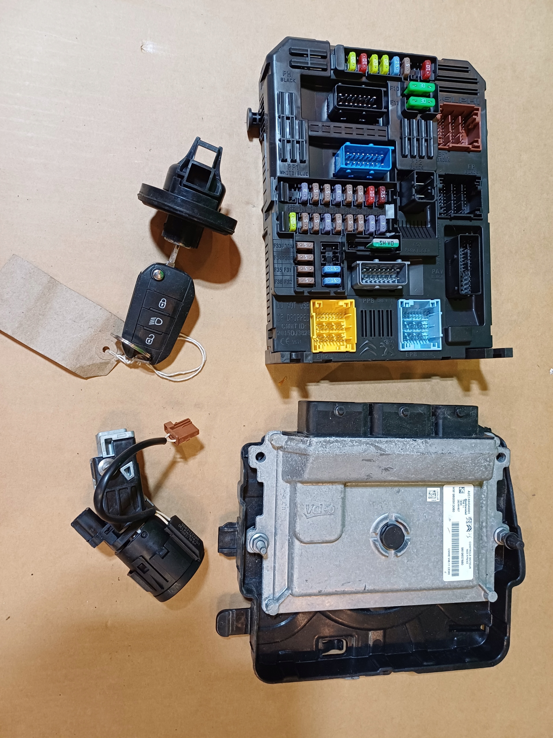 CITROEN C3 III 1.2 VTI KOMPUTER STACYJKA ZESTAW DO ODPALENIA