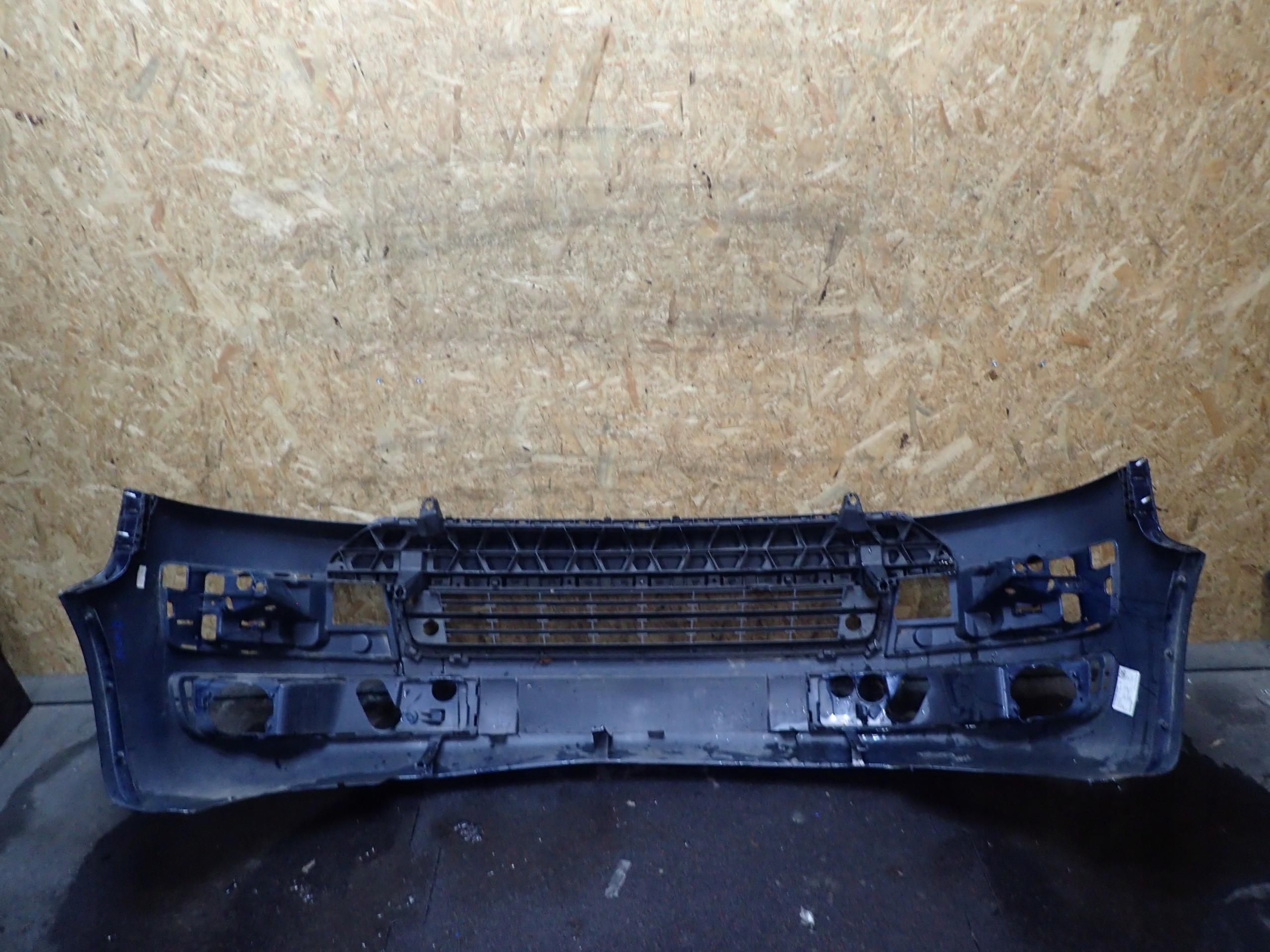 nárazník předek VW T5 MULTIVAN LIFT