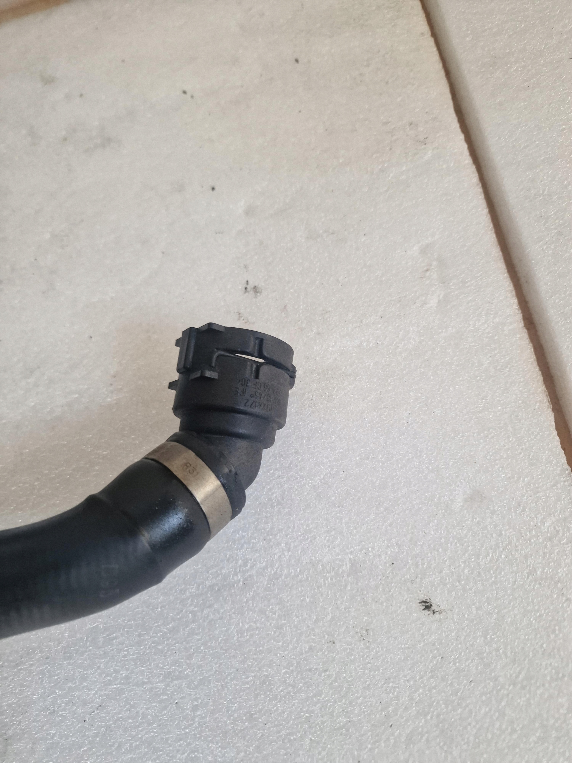 prijenos vode MERCEDES W213 220 CDI A2135011782