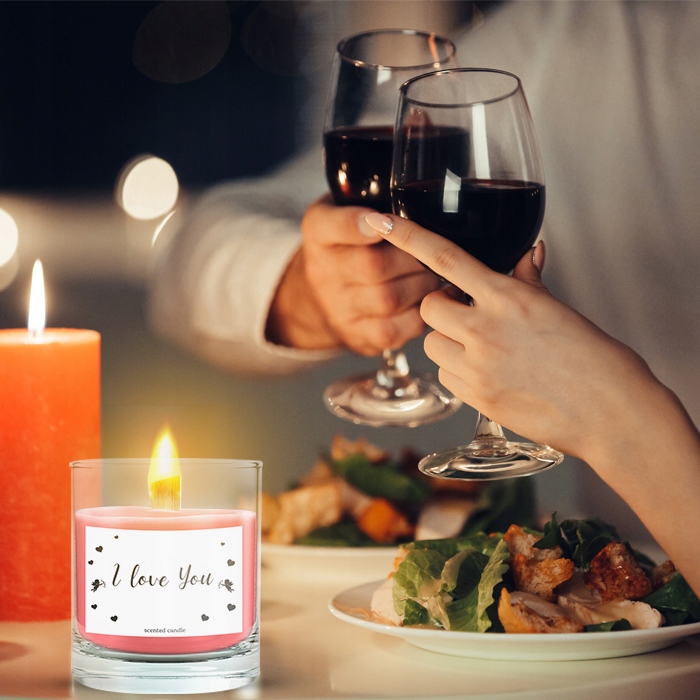 WALENTYNKOWA SOJOWA ŚWIECZKA ZAPACHOWA W SZKLE Nazwa zapachu producenta Grzane Wino