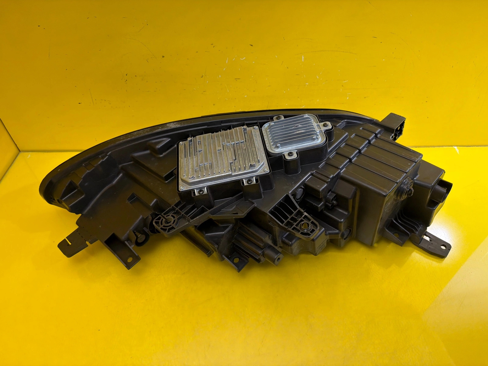 Feux phare Gauche Avant BYD Sealion 7 Full Led UKEA4121010A