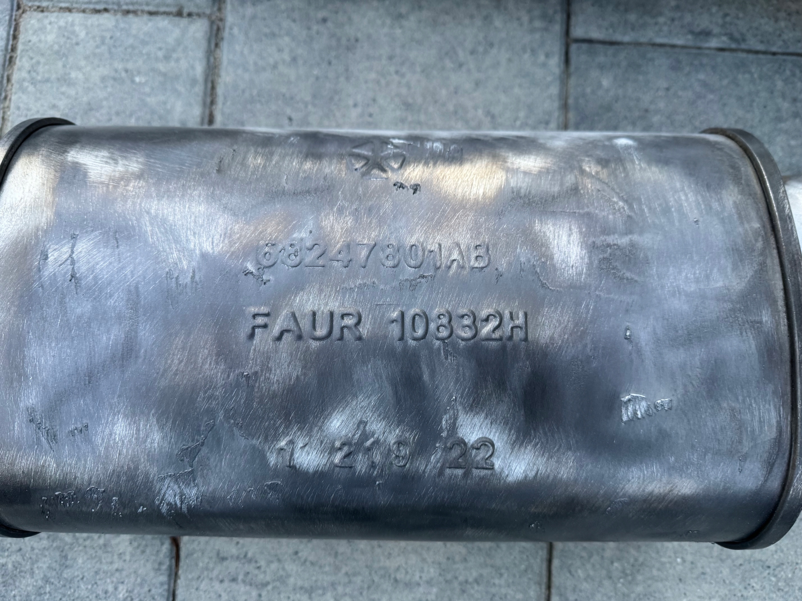 Dodge CHALLENGER система выпускной 2015+