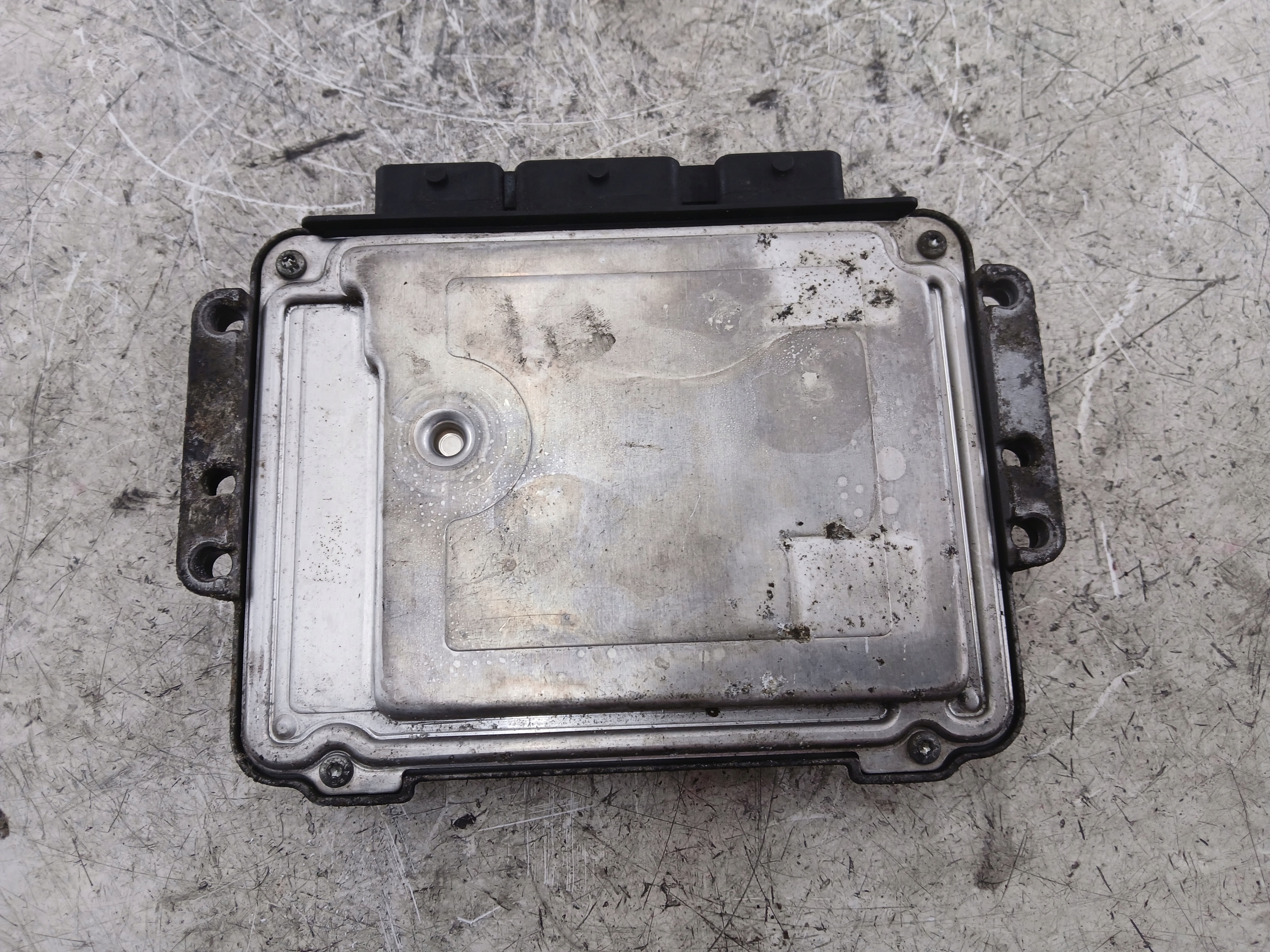 RENAULT MEGANE II 1.9 DCI control unit of the engine 8200391966
