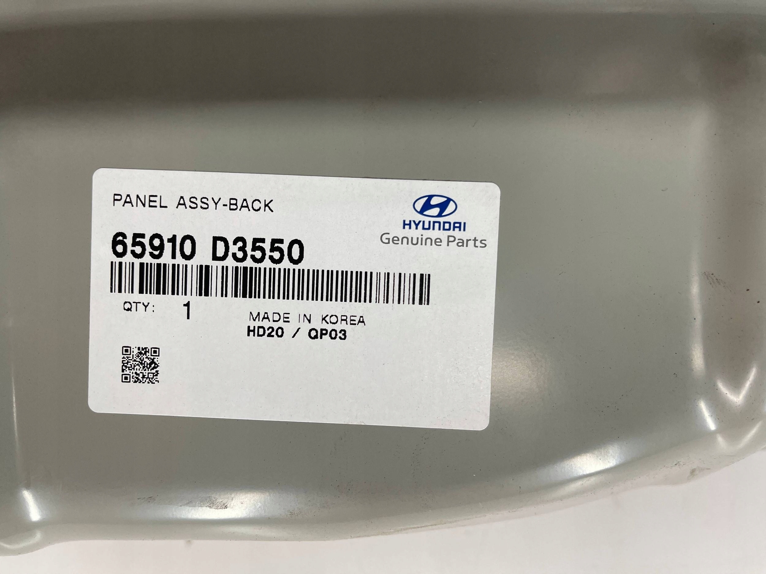 rear upper panel HYUNDAI TUCSON 3 III LIFT 18- 65910-D3550
