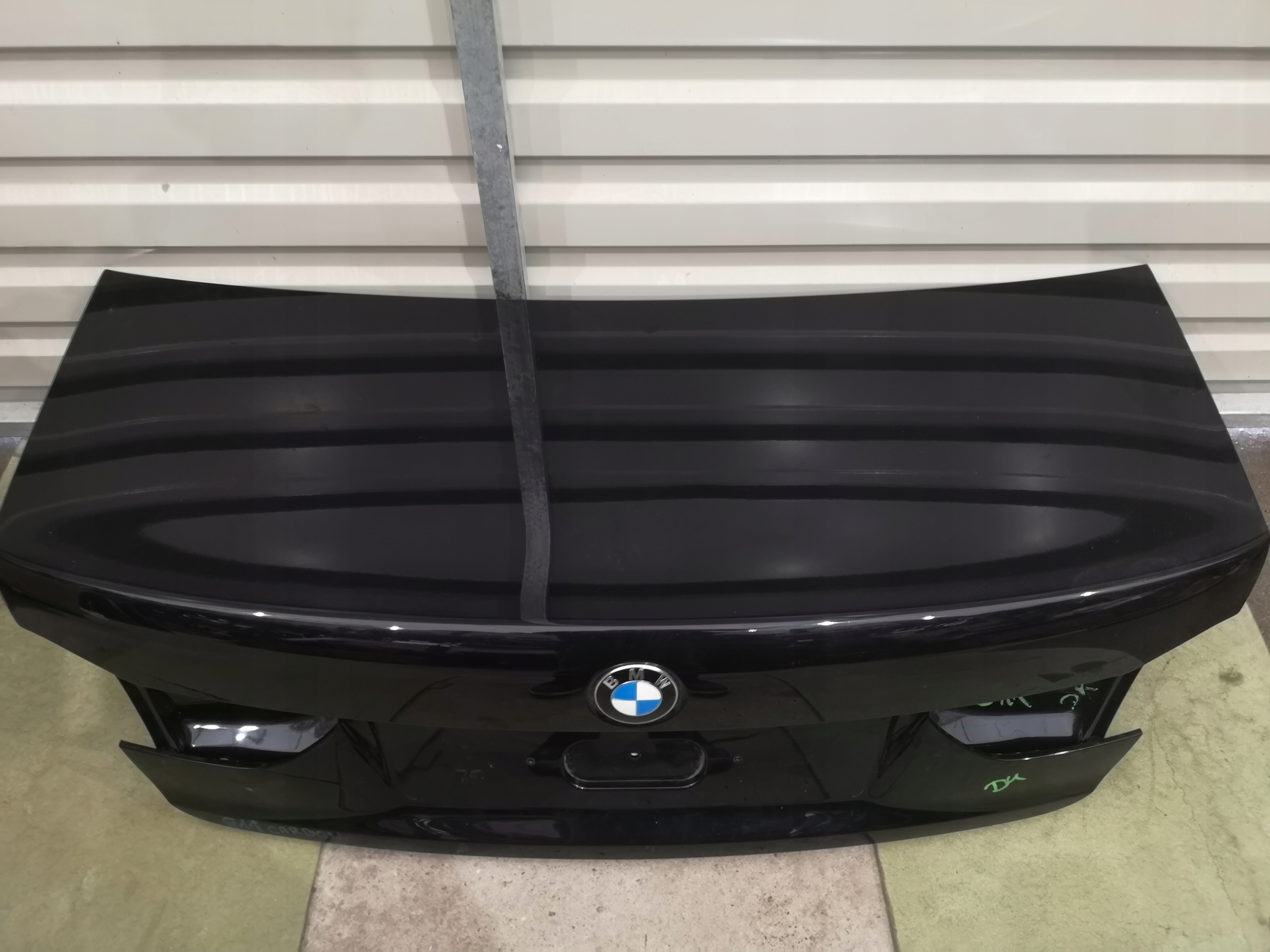 KLAPA BAGAŻNIKA BMW 7 G11 G12 416 CARBON SCHWARZ Producent części BMW OE