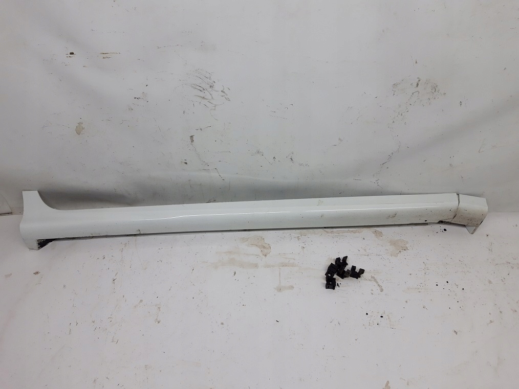 OPEL CORSA E OPC 5 drzwi 14-19 LISTWA PROGOWA PRAWA