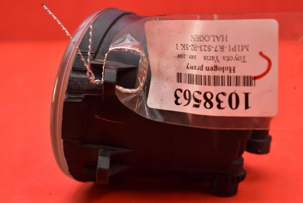 fog light right front front 81210-0D041 TOYOTA YARIS 2 II 05-09