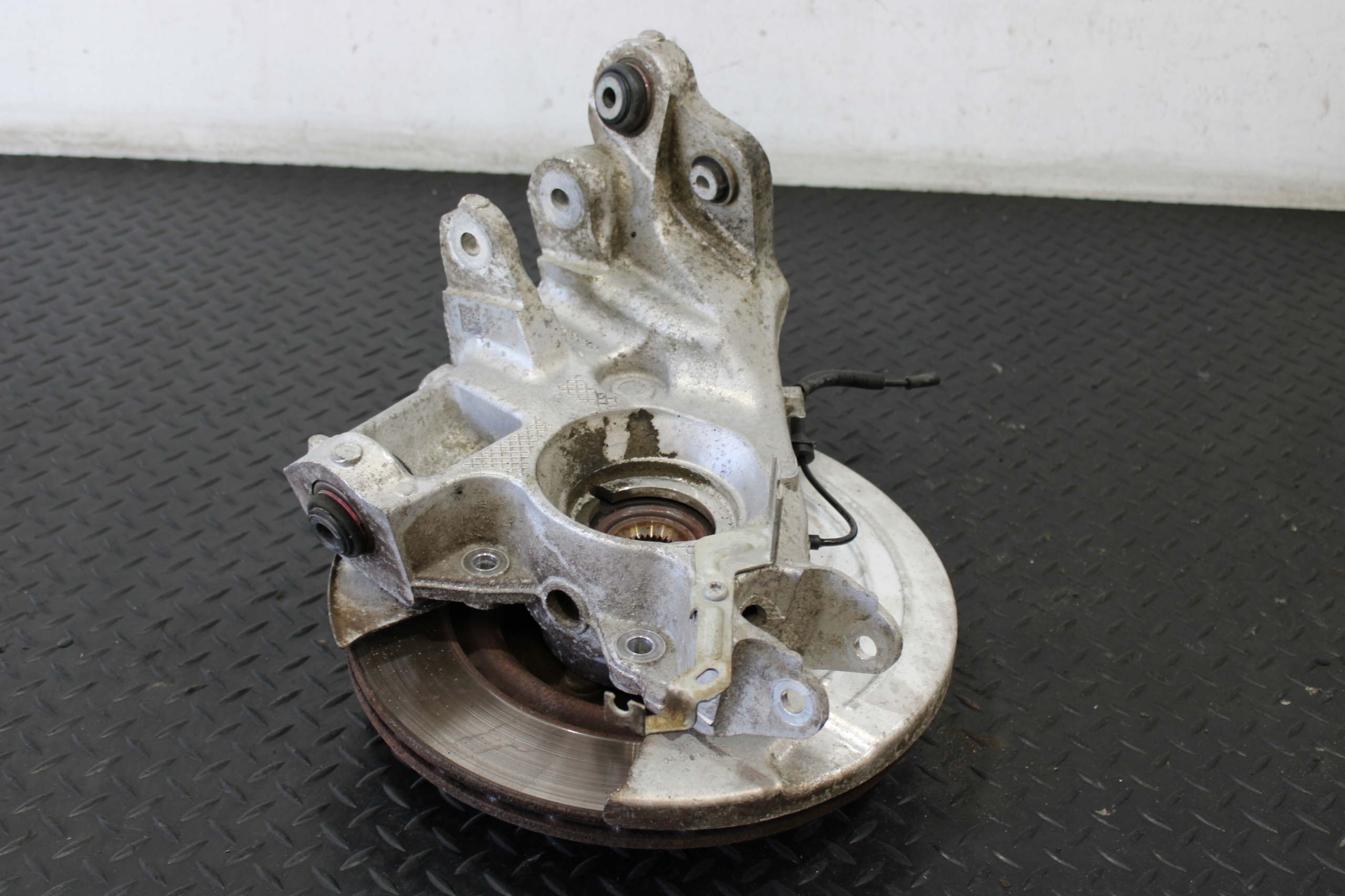 swing right rear part JAGUAR F-PACE X761 HK83-5A970-AD