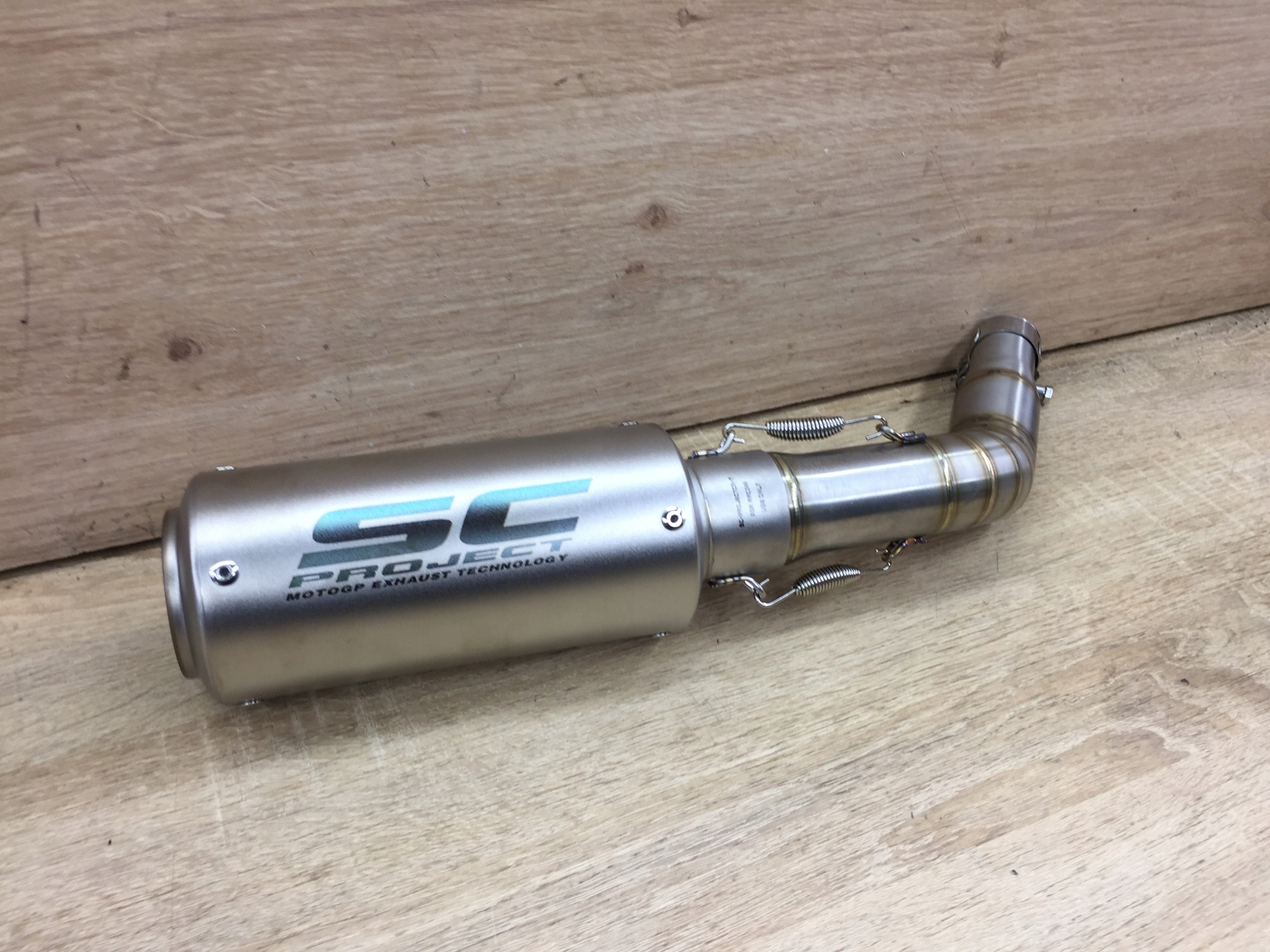 WYDECH TLUMIK Sc Project Piaggio Vespa GTS 250 300 Part manufacturer SC Project