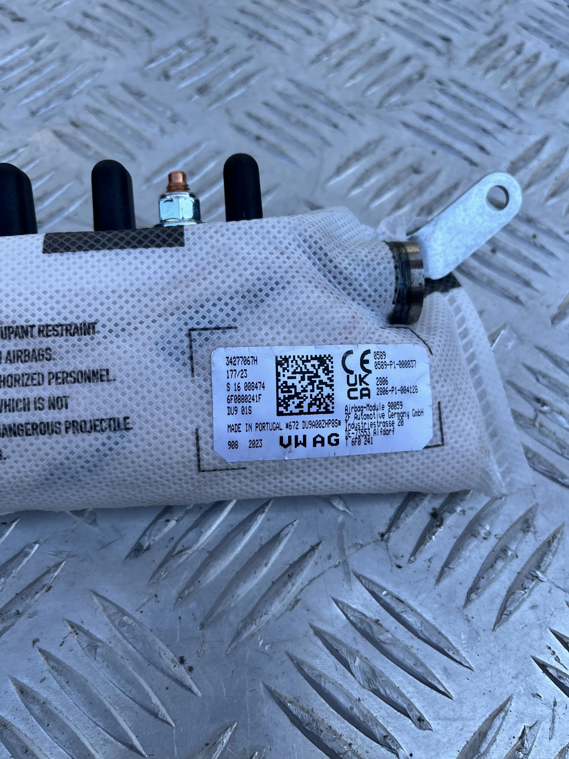 PODUSZKA AIRBAG FOTELA LEWA VW TAIGO 21- 6F0880241F