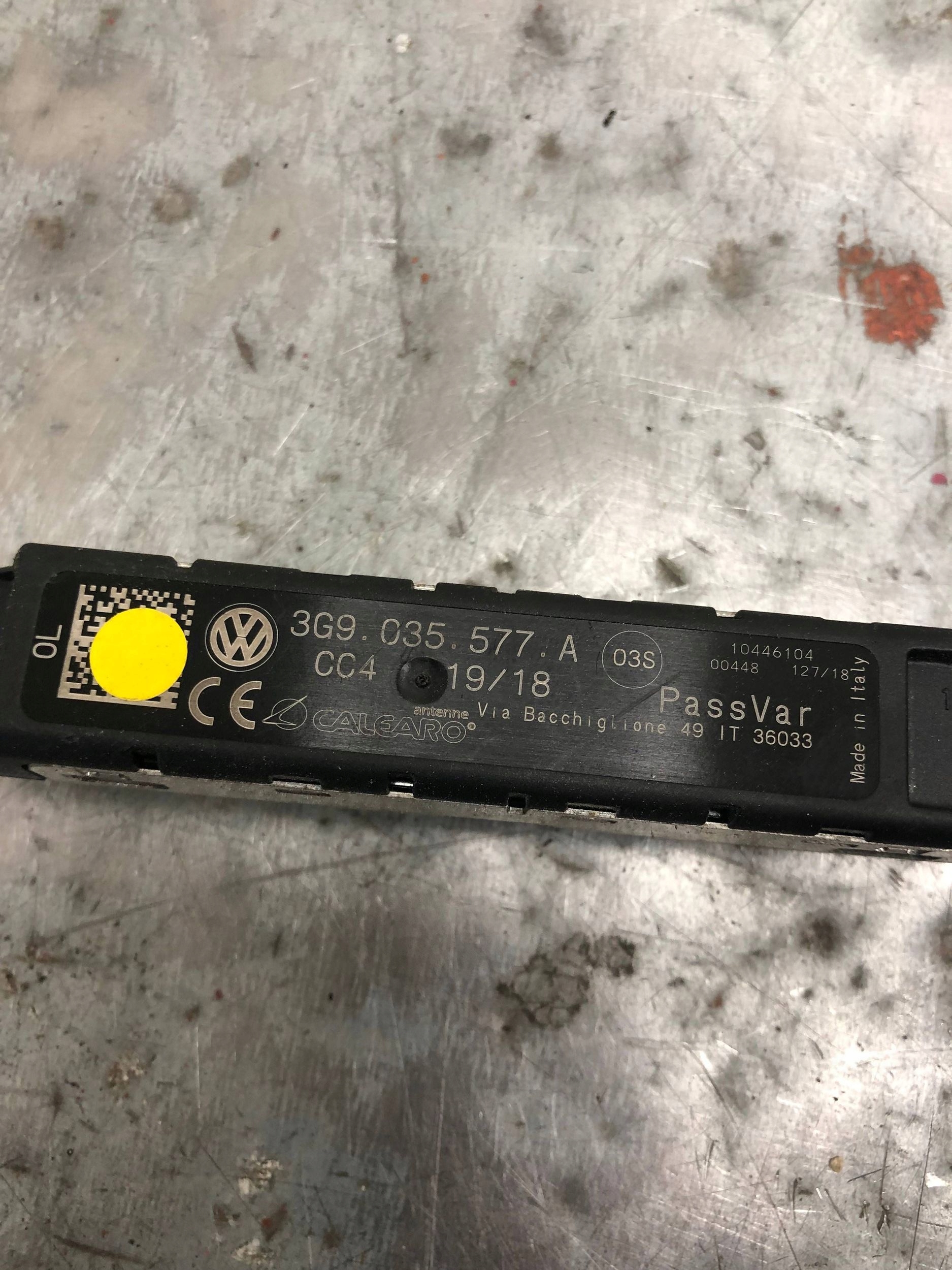 amplifier ANTENY VW PASSAT B8 KOMBI 3G9035577A