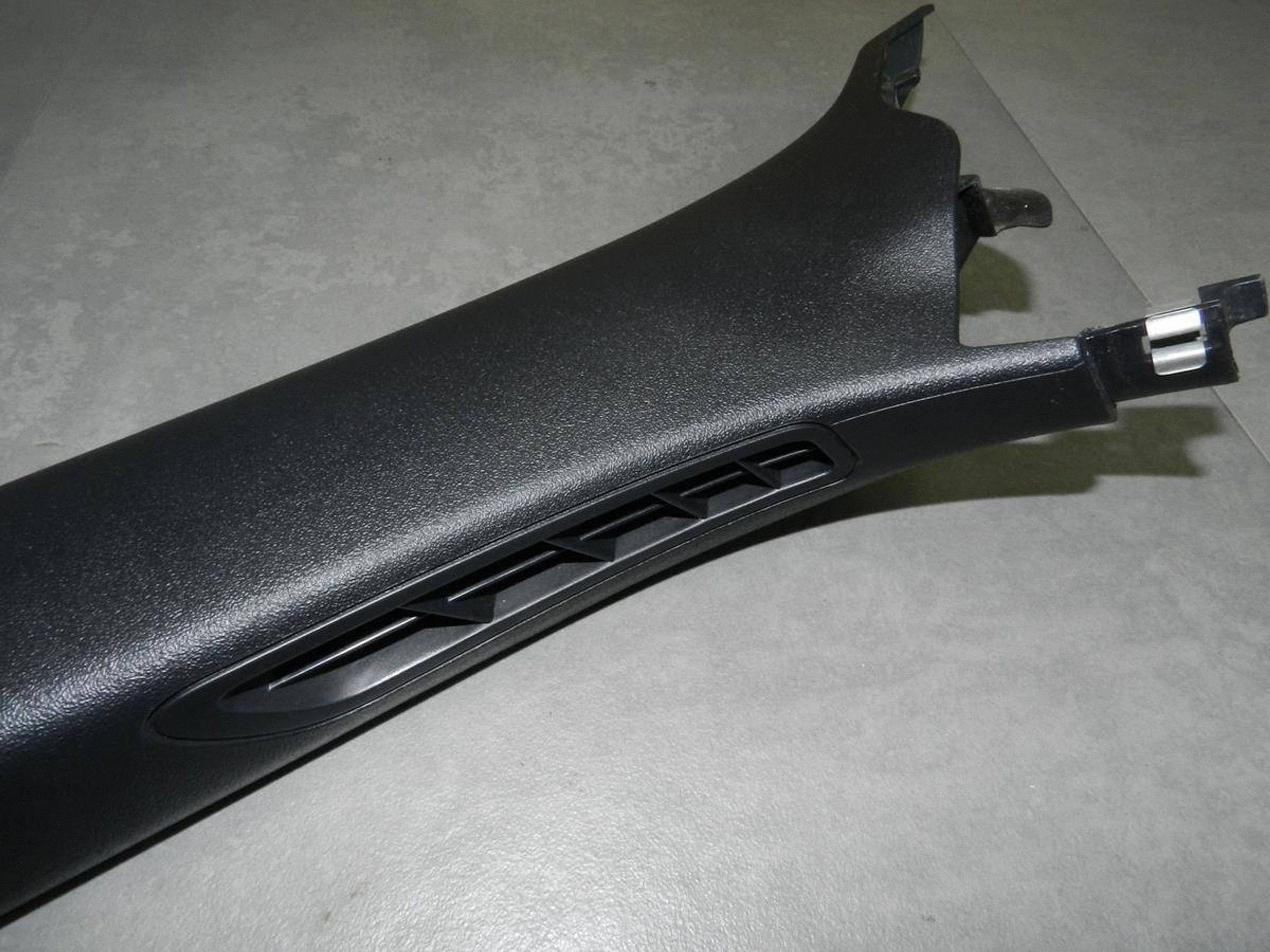 Volkswagen Eos cover slupka A left 1Q0867233G