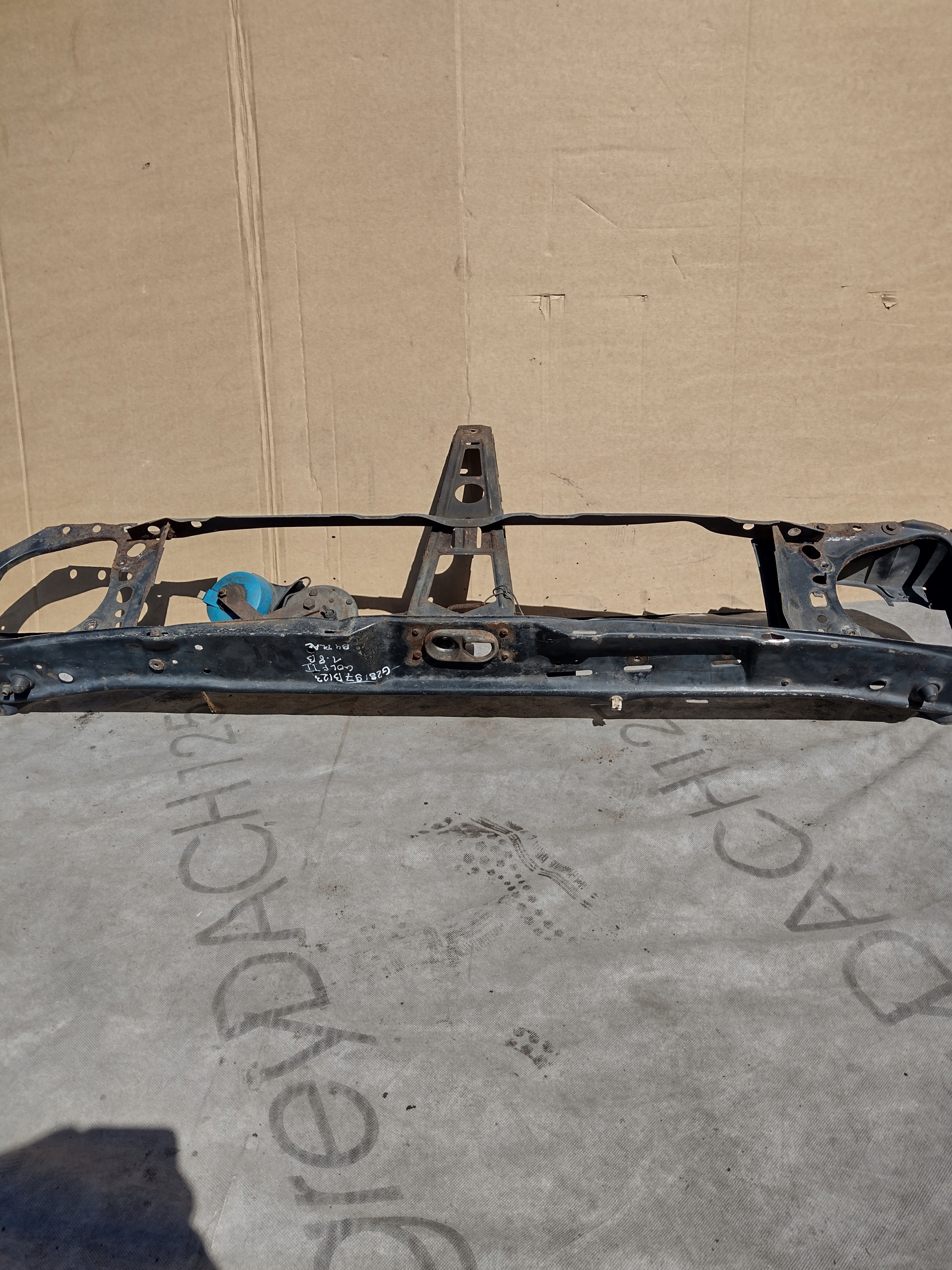 support panel for radiators, pillar Volkswagen Golf II 2 1,8B