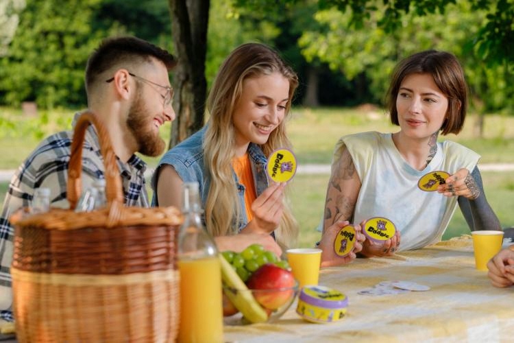 Dobble - gra planszowa Wydawca Blackfire