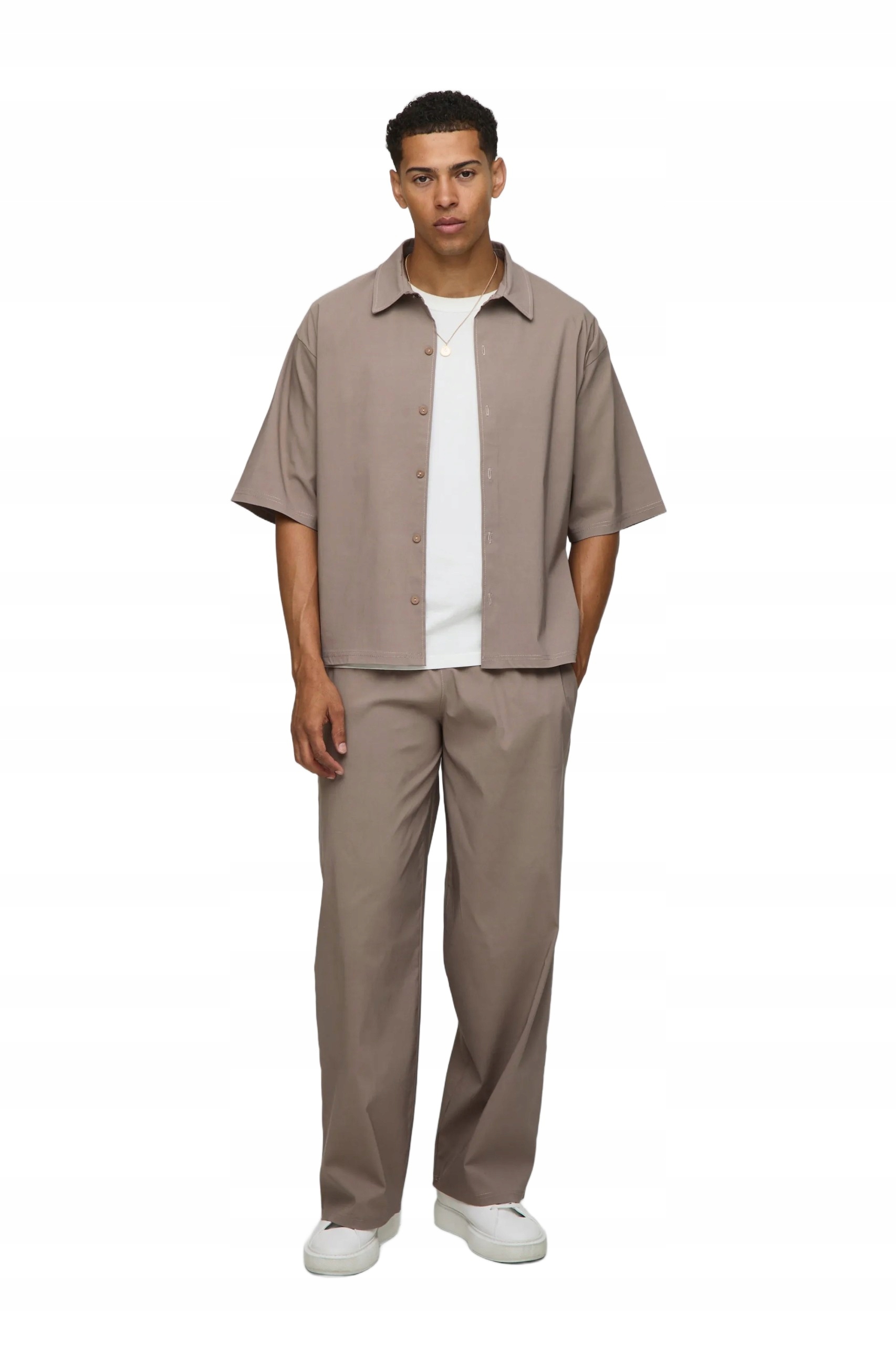 Boohooman Pánský Komplet Béžová Košile A Kalhoty Bez Vzoru M Z3A