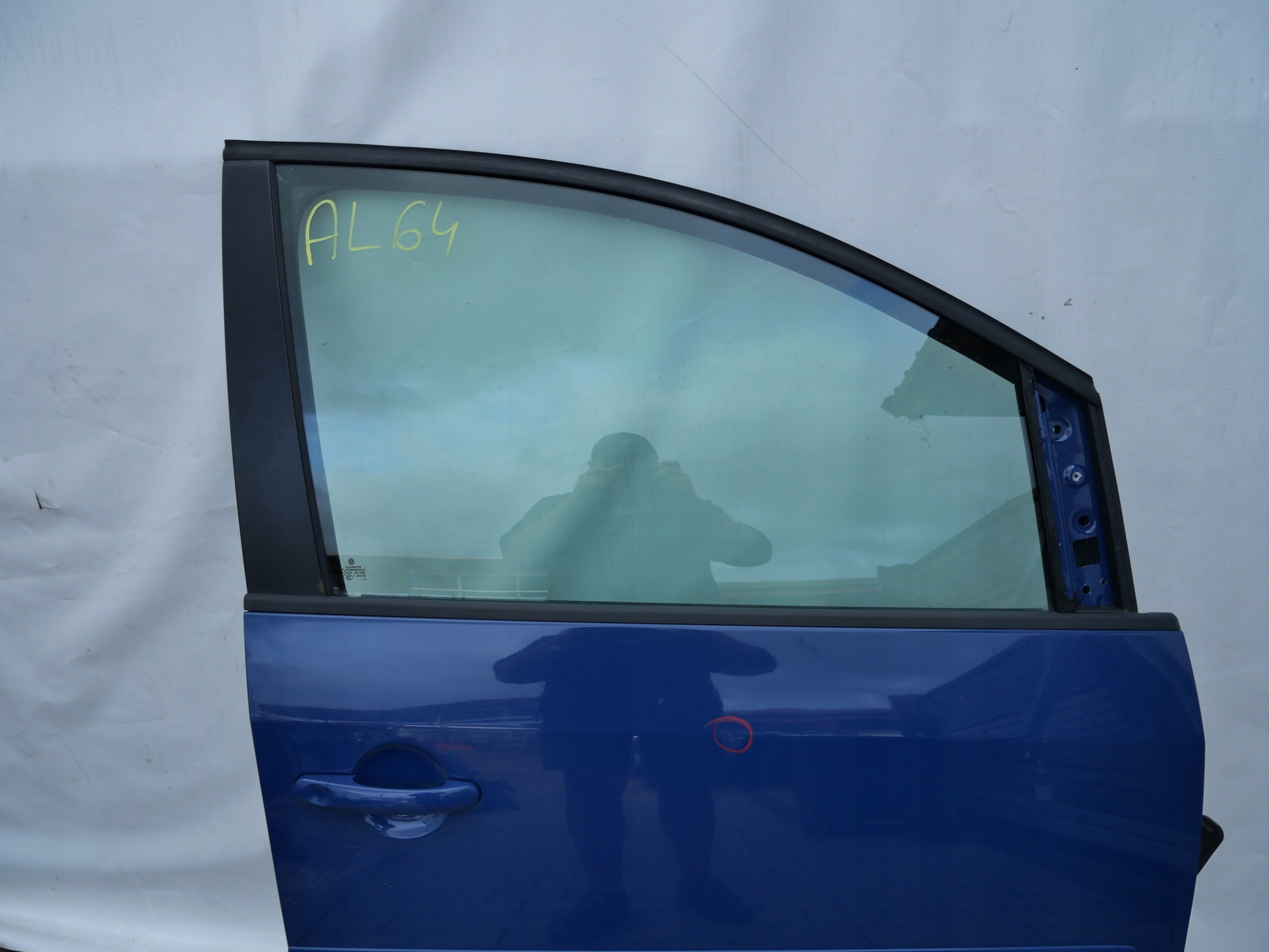 VW TOURAN front right door