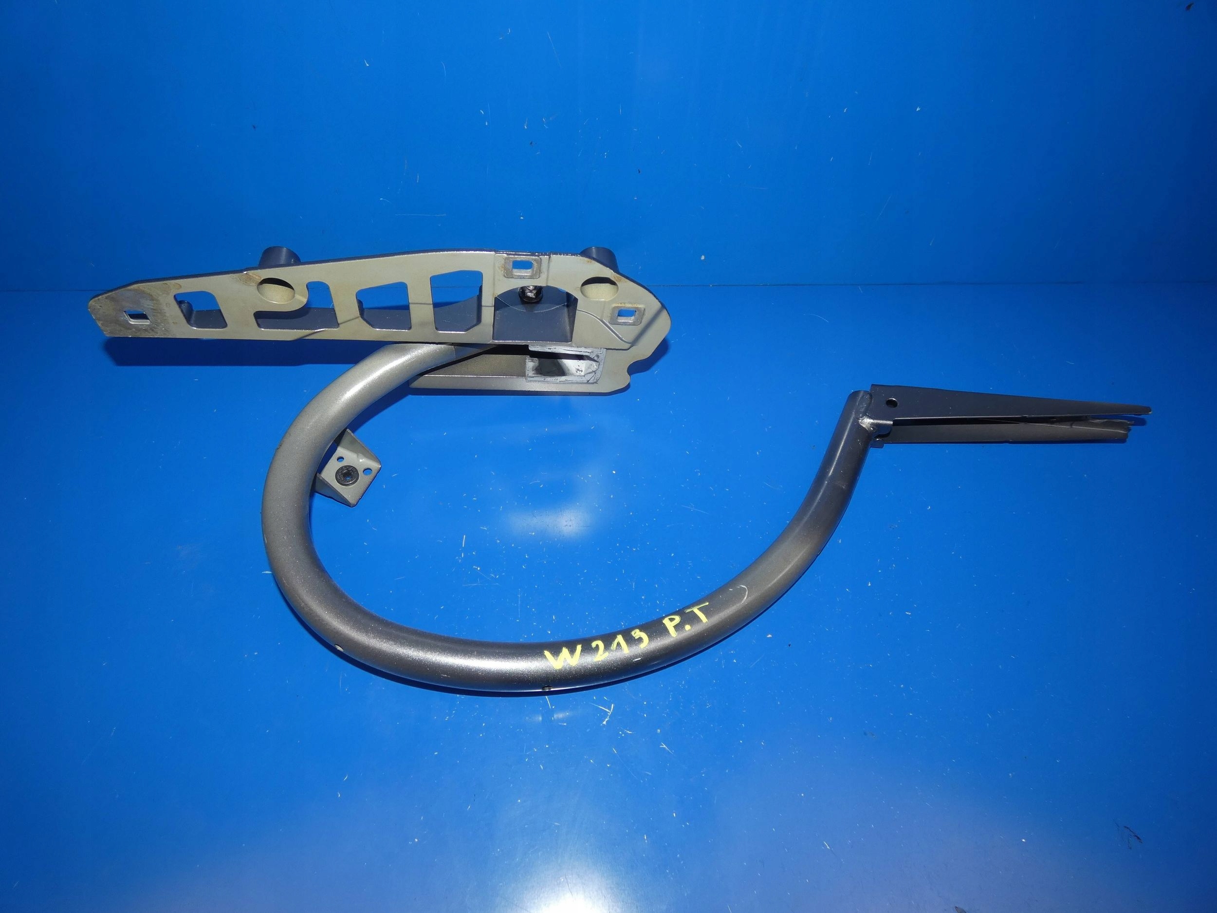 MERCEDES E KLASA W213 sedan hinge bonnet boot right rear part