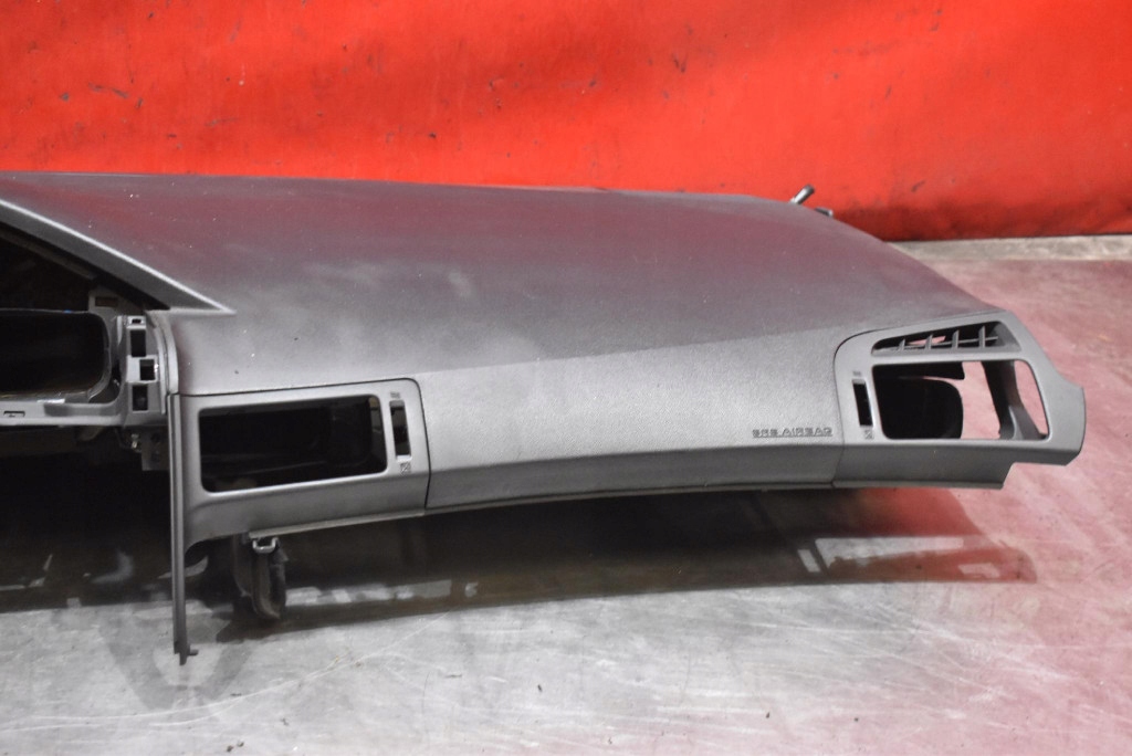 dashboard instrument panel console cockpit airbag EU TOYOTA VERSO 1 and 09-13