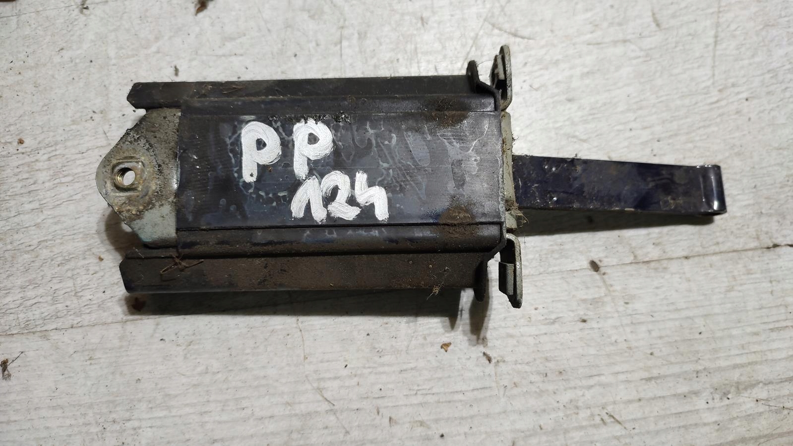 handle door right front Mercedes w124