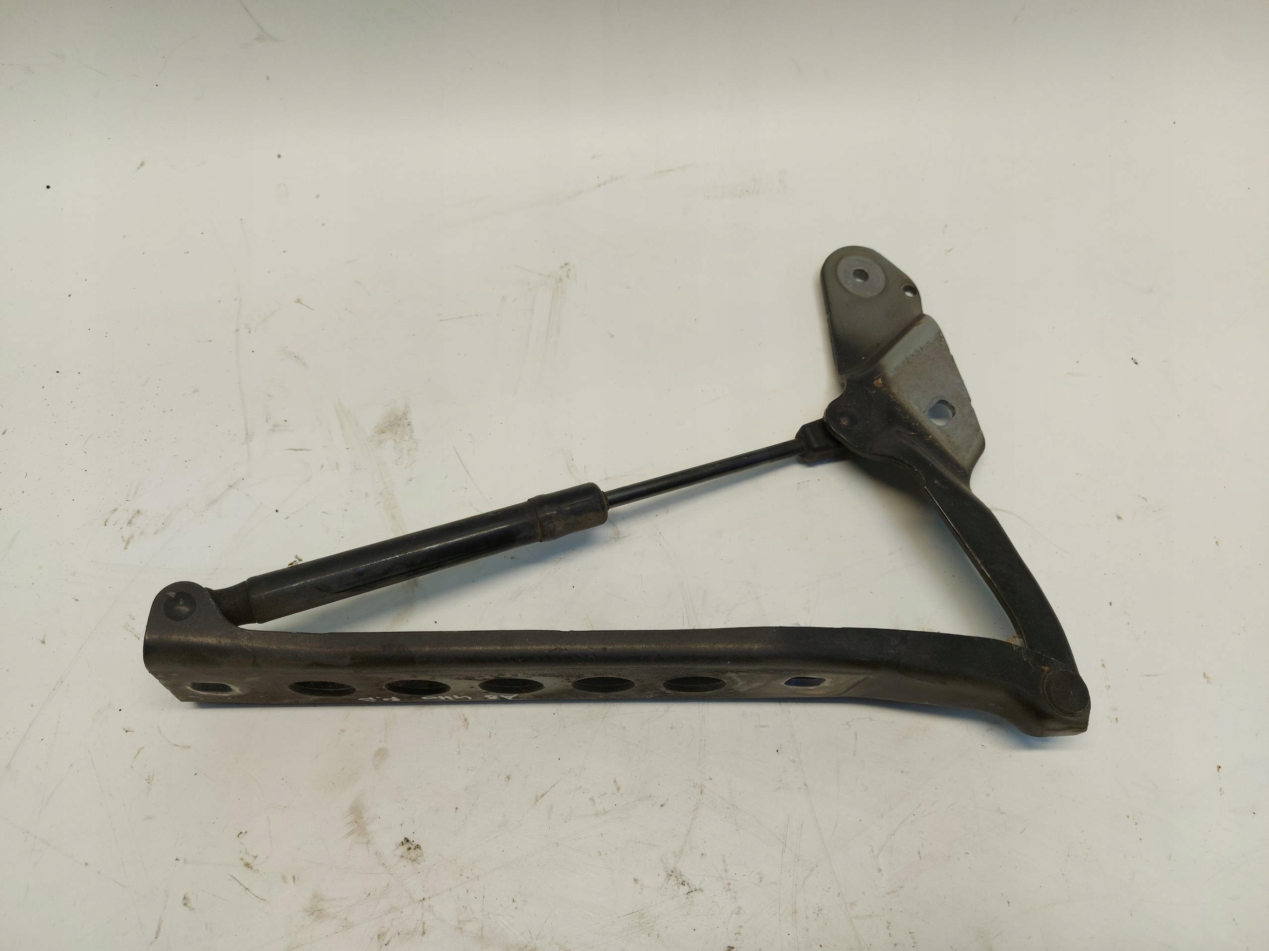Audi A8 D4 4H 2012 hinge bonnets left right komplet