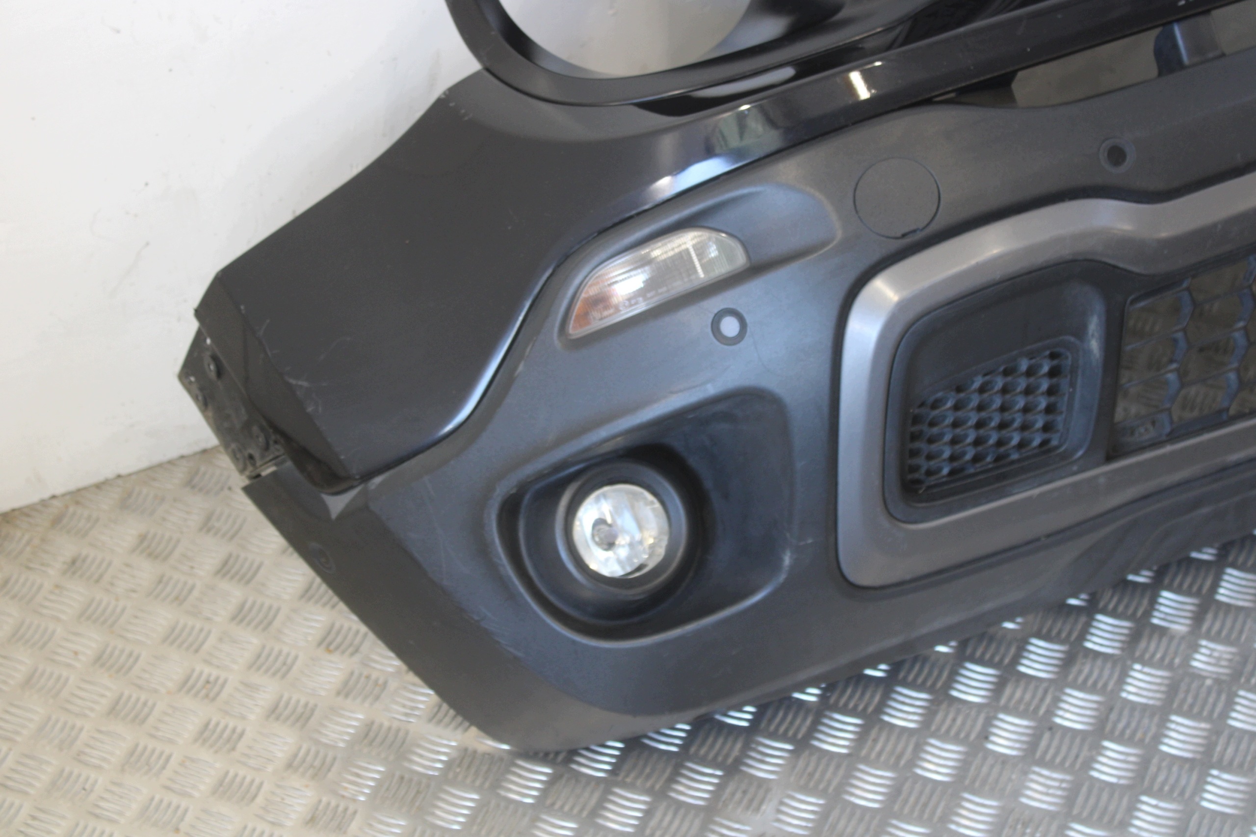 bumper front front complete 4 X PDC JEEP RENEGADE 1.0T