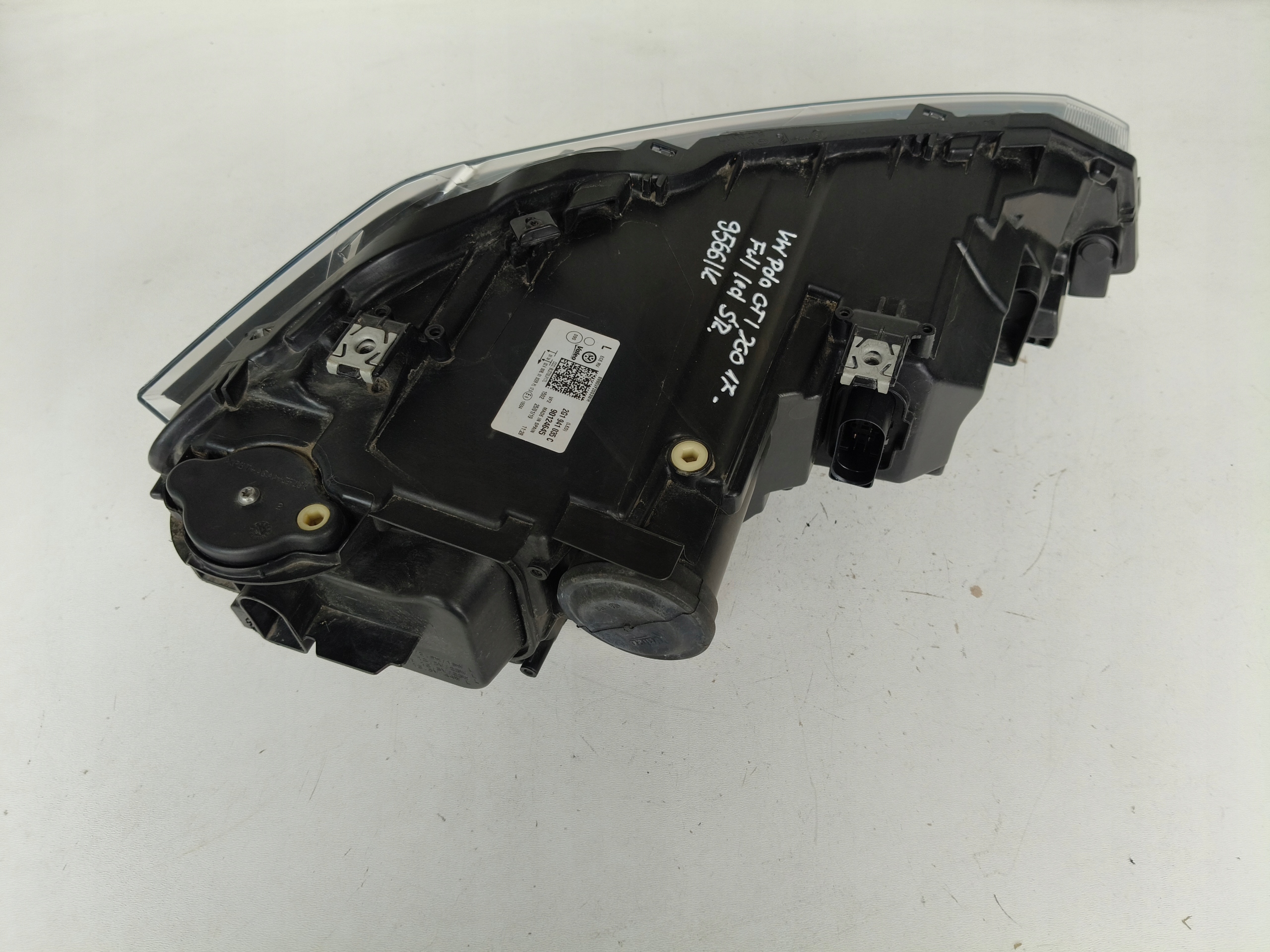 light left REFLEKTOR VW POLO GTI 2G 2G0 17- FULL LED