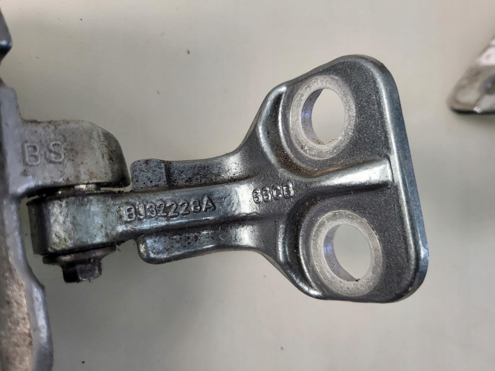 scharniere Tür rechts heck 1BC LRC943 Range Rover EVOQUE L538 LIFT