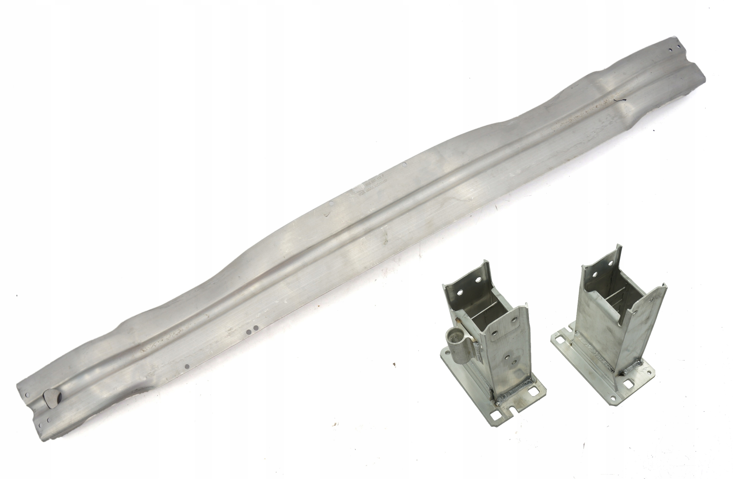 8K0 807 - Передня алюмінієва балка AUDI A4 B8 08-11R підсідельний штир