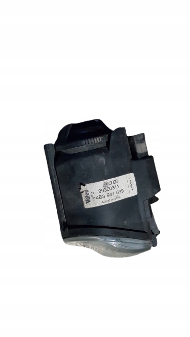 AUDI A6 C5 Nebelscheinwerfer links 4B3941699