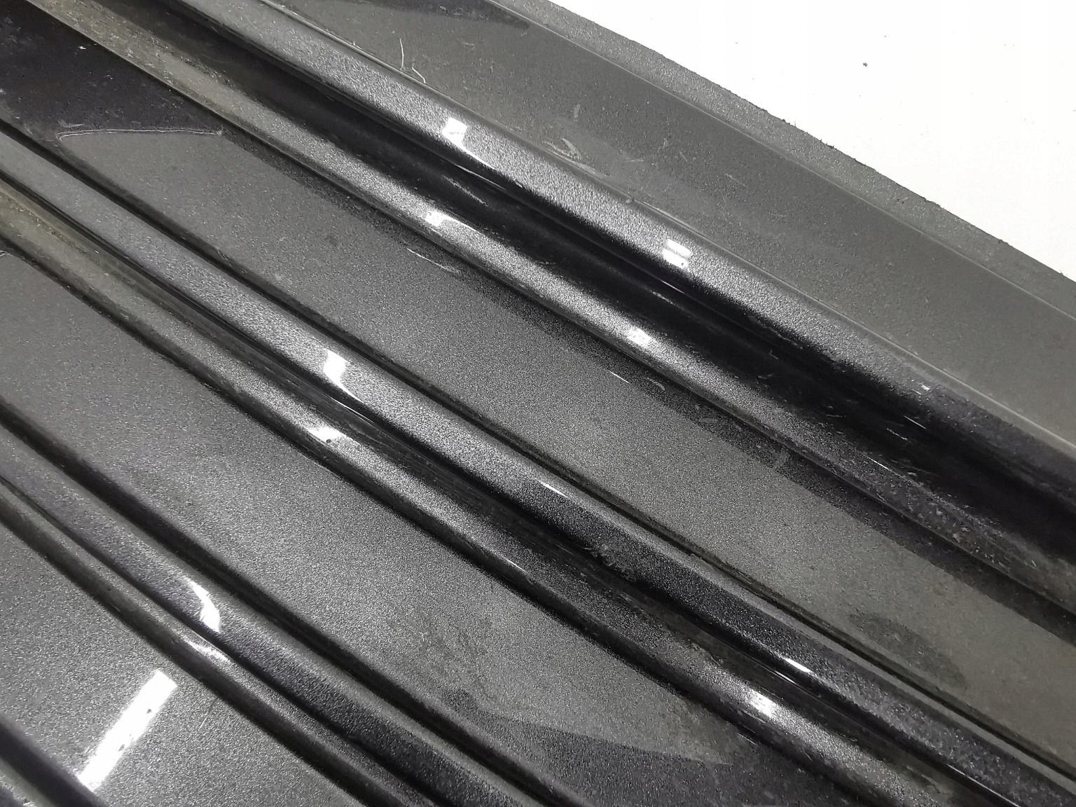 grid frame of a bumper right TOYOTA COROLLA E16 / 81481-02650