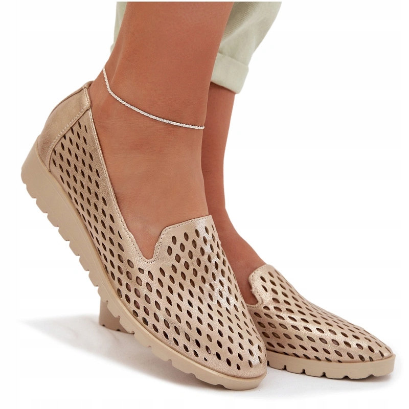 Dámské Ažurové Polobotky Typu Balerínky Jemný Koturn Jezzi Zlaté 38