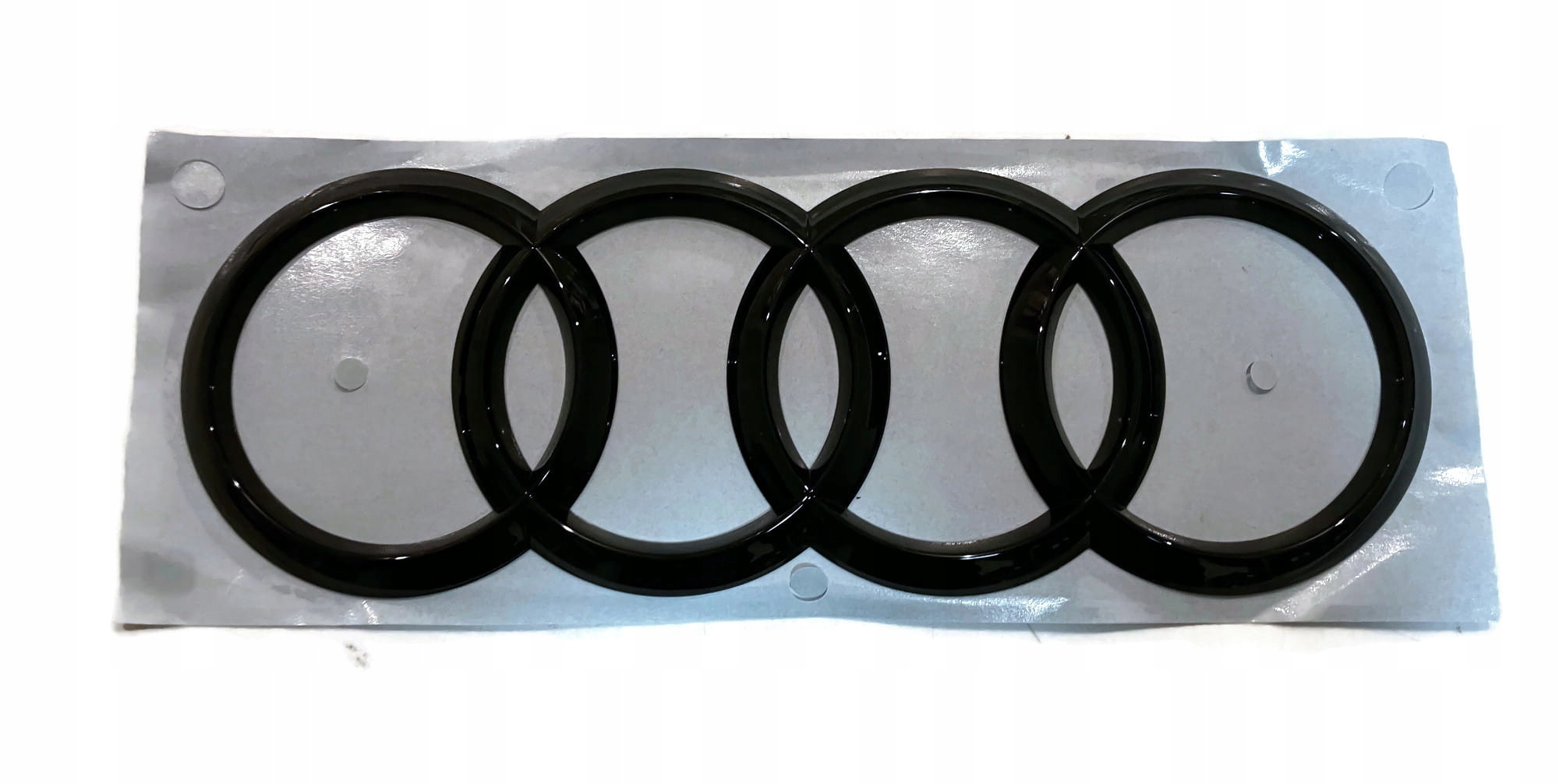 Emblém znak Audi na zadnú klapku, krúžky čierne lesklé Audi Q3
