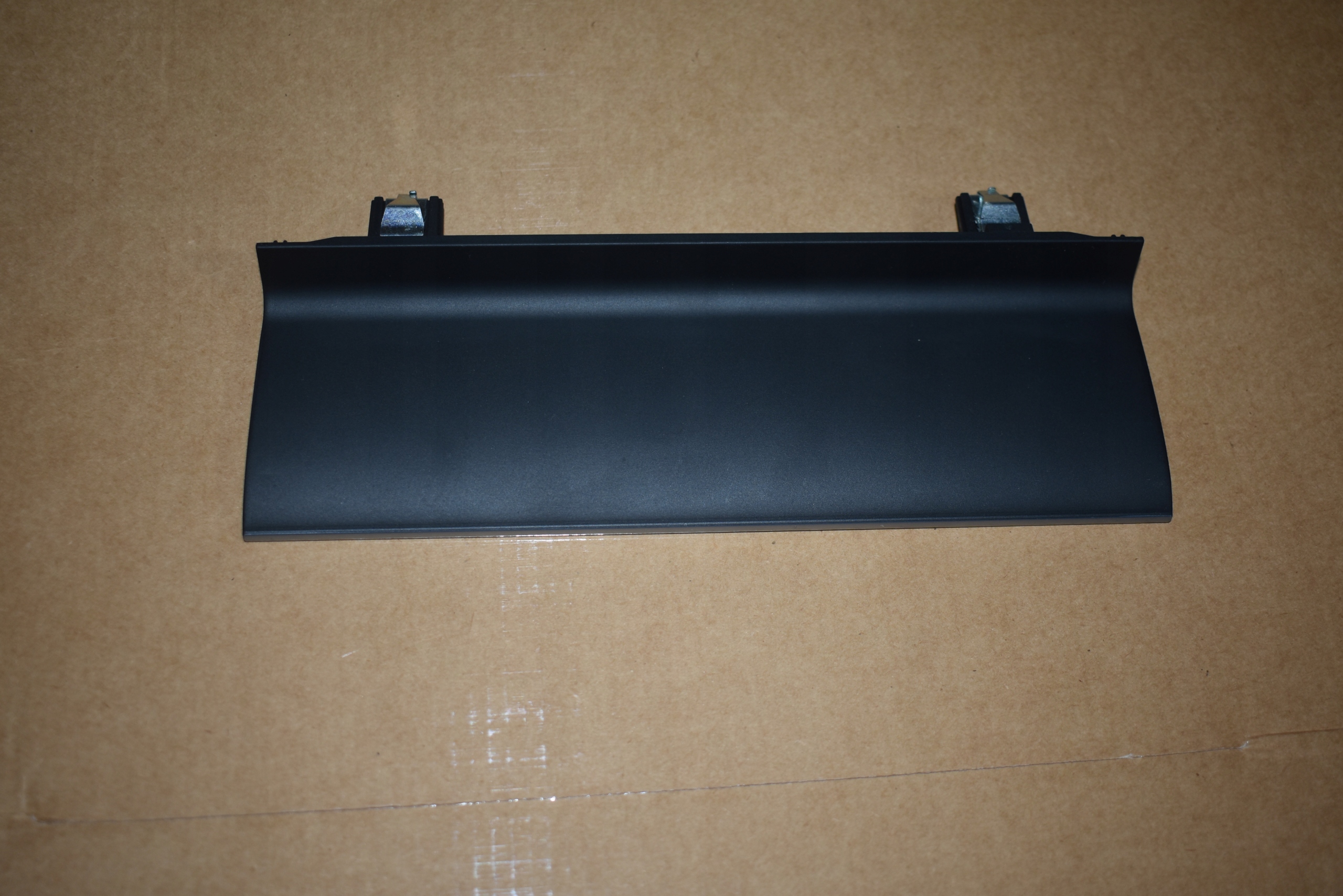 IDEALNA Moulage Console MERCEDES W167 1