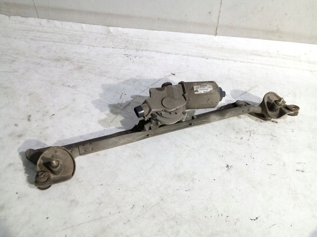 Toyota Corolla E12 Wischergestänge vorne