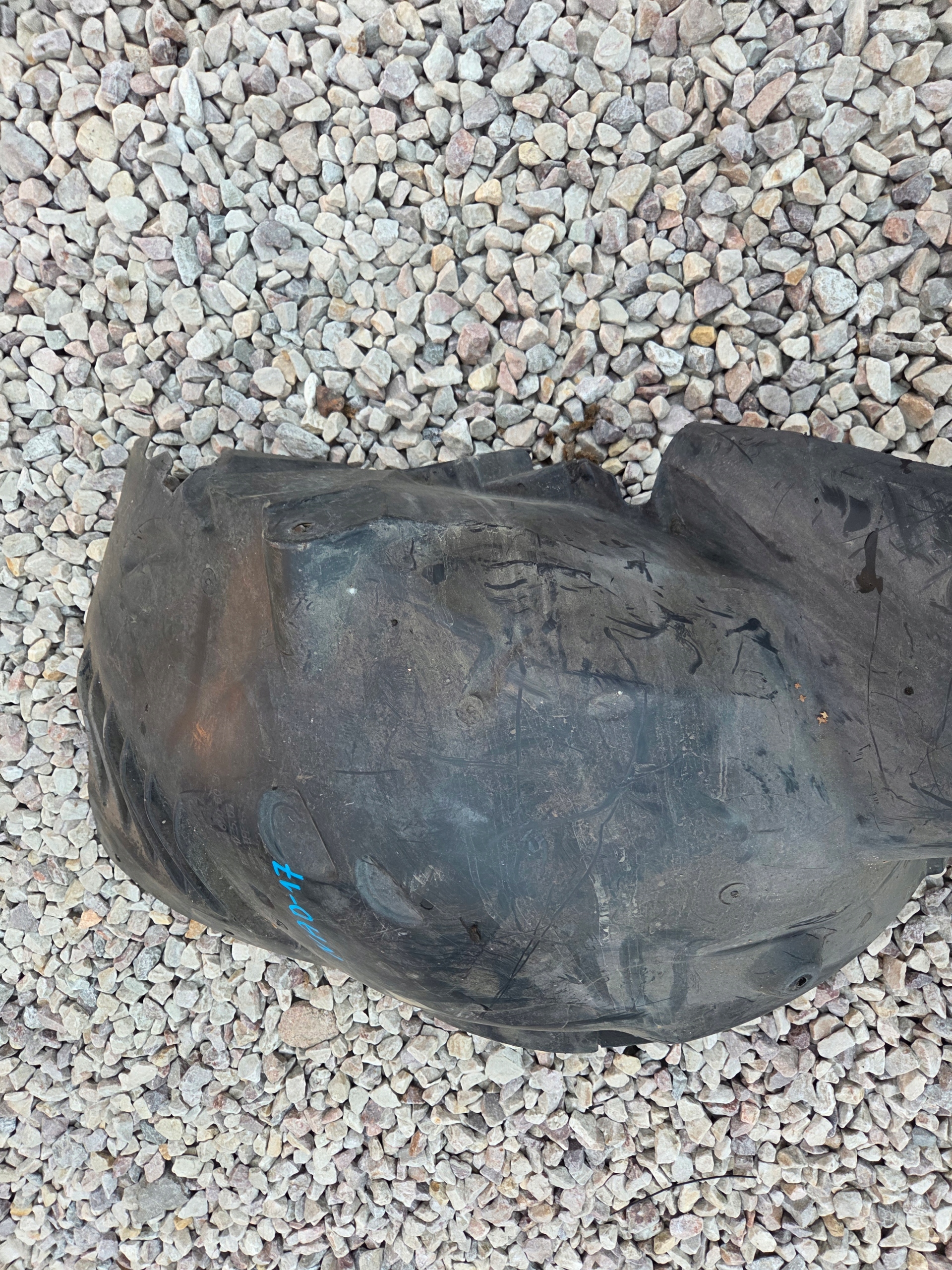 mudguard front left front left MERCEDES C KLASA W204 LIFT 11- A2046906030