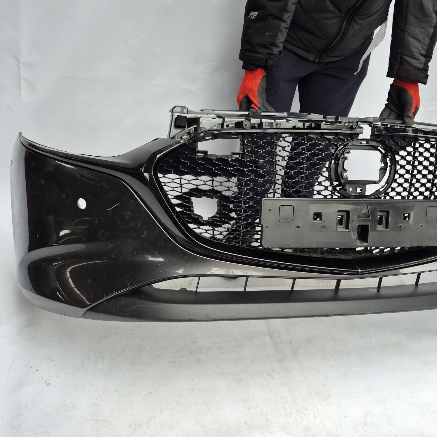 MAZDA 3 III BP 19- bumper front front PDC grill BCKN-50031
