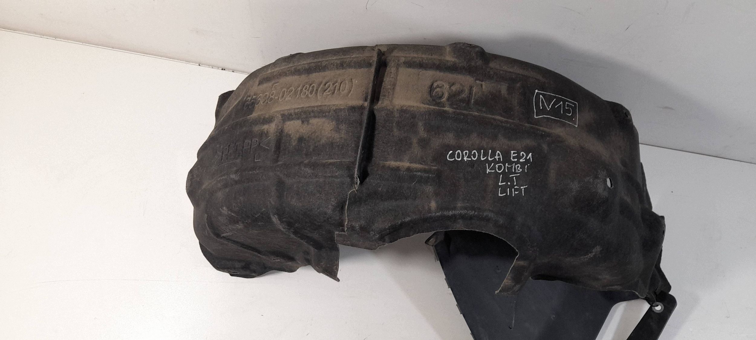 Toyota Corolla E21Kombi mudguard rear. left 6563802180 (N15)