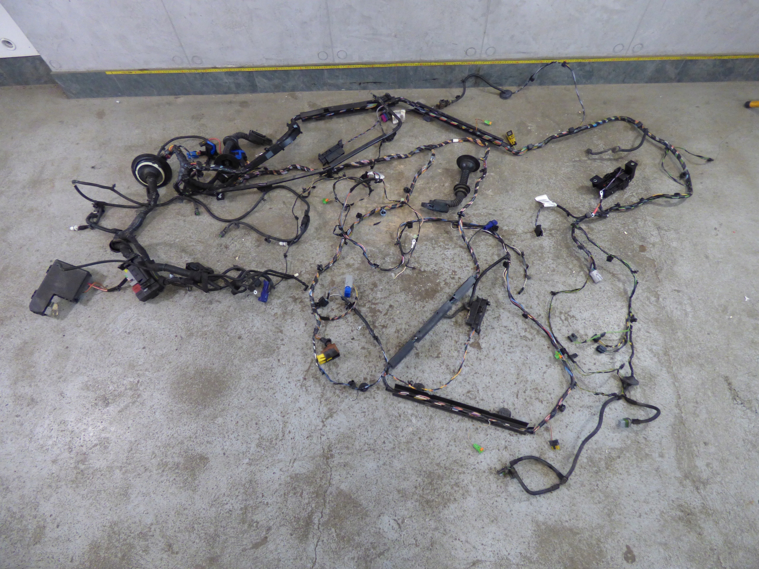 13253840 - внутренняя установка моторного отсека CORSA D 1.4 BZ