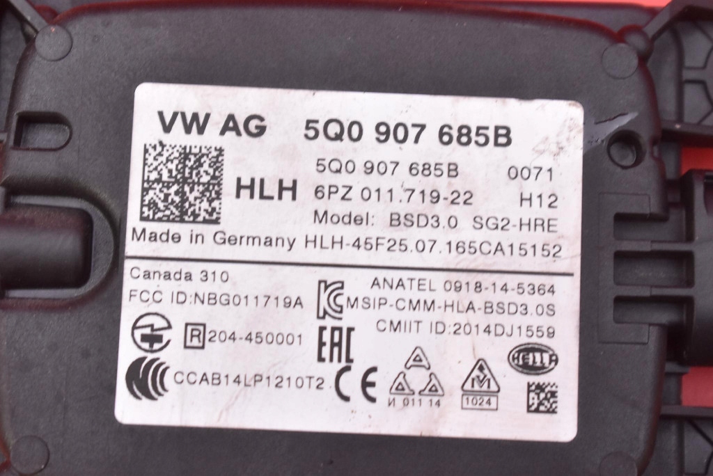 sensor ASYSTENT changes supports RUCHU left rear part 5Q0907685B SKODA SUPERB 3 III