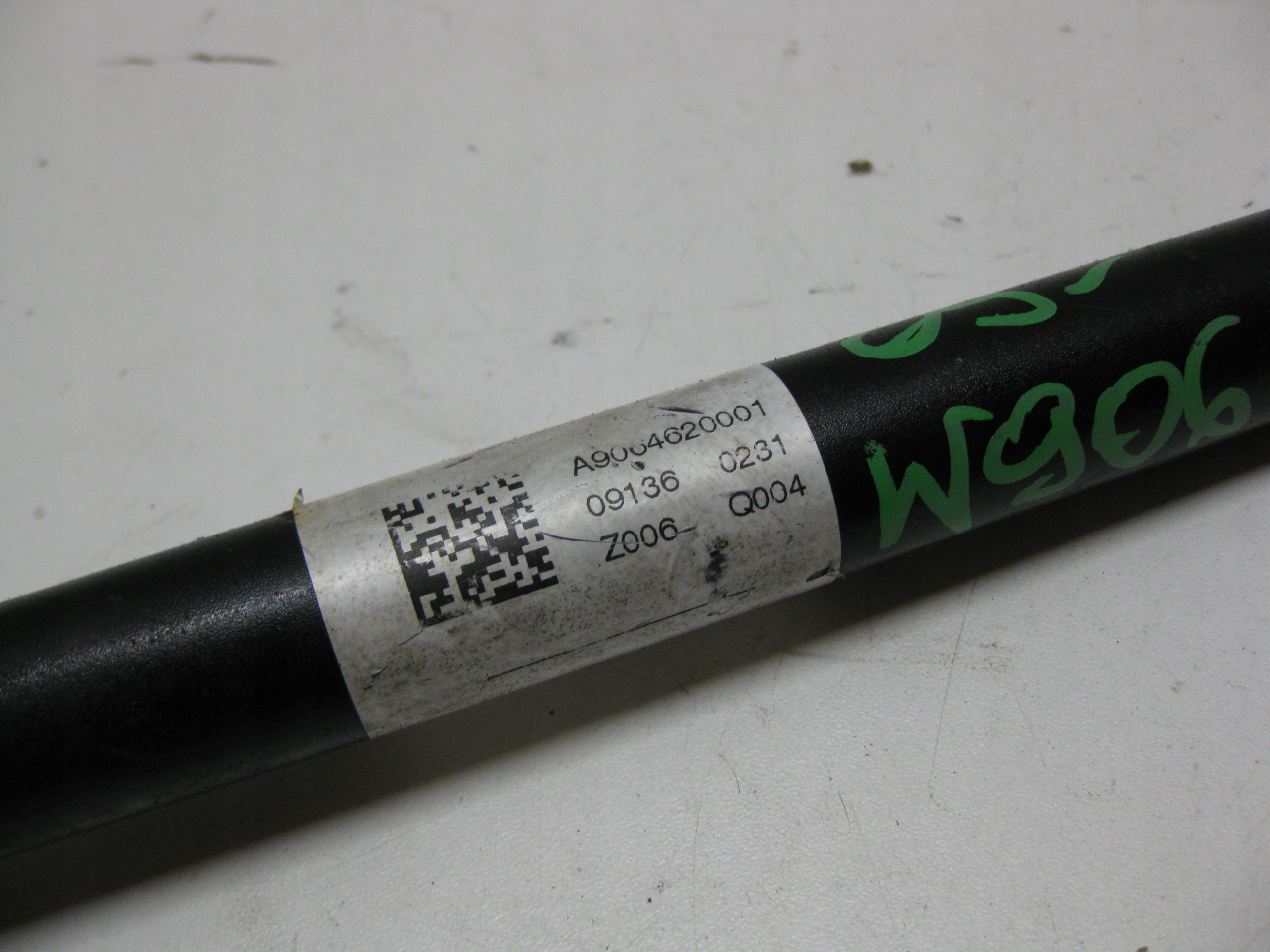 MERCEDES SPRINTER W906 Croix Colonne de direction A9064620001