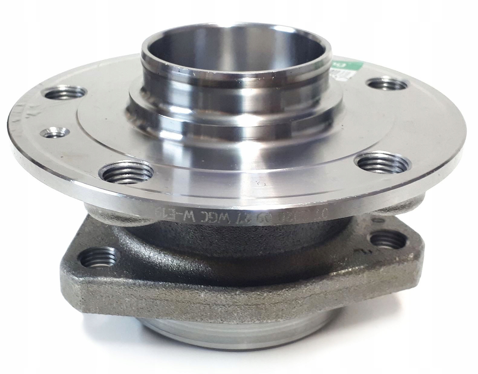 PIASTA KOLA LOZYSKO PRZOD ORG AUDI A3 8P OCTAVIA 2 Weight with packaging 2 kg