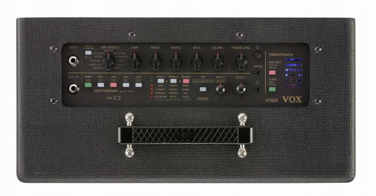 VOX VT40X WZMACNIACZ GITAROWY HYBRYDOWY Z LAMPĄ COMBO 40W Z EFEKTAMI Kod producenta VT40X