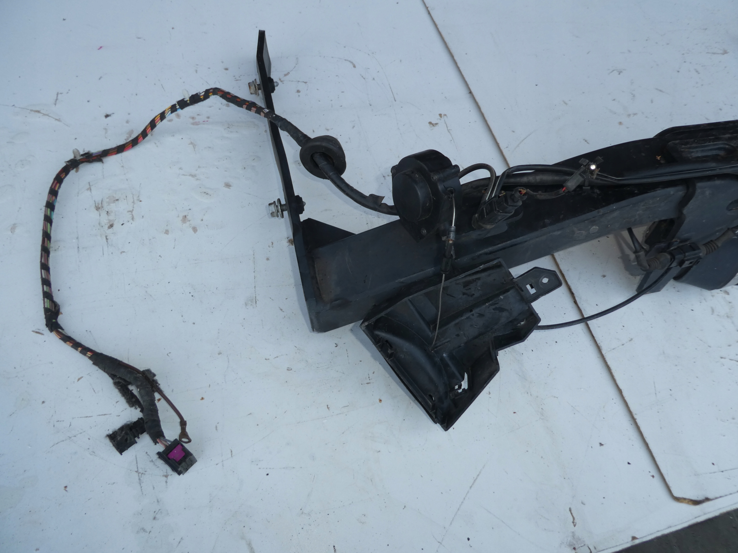 tow VOLKSWAGEN VW TIGUAN 5N 5N0