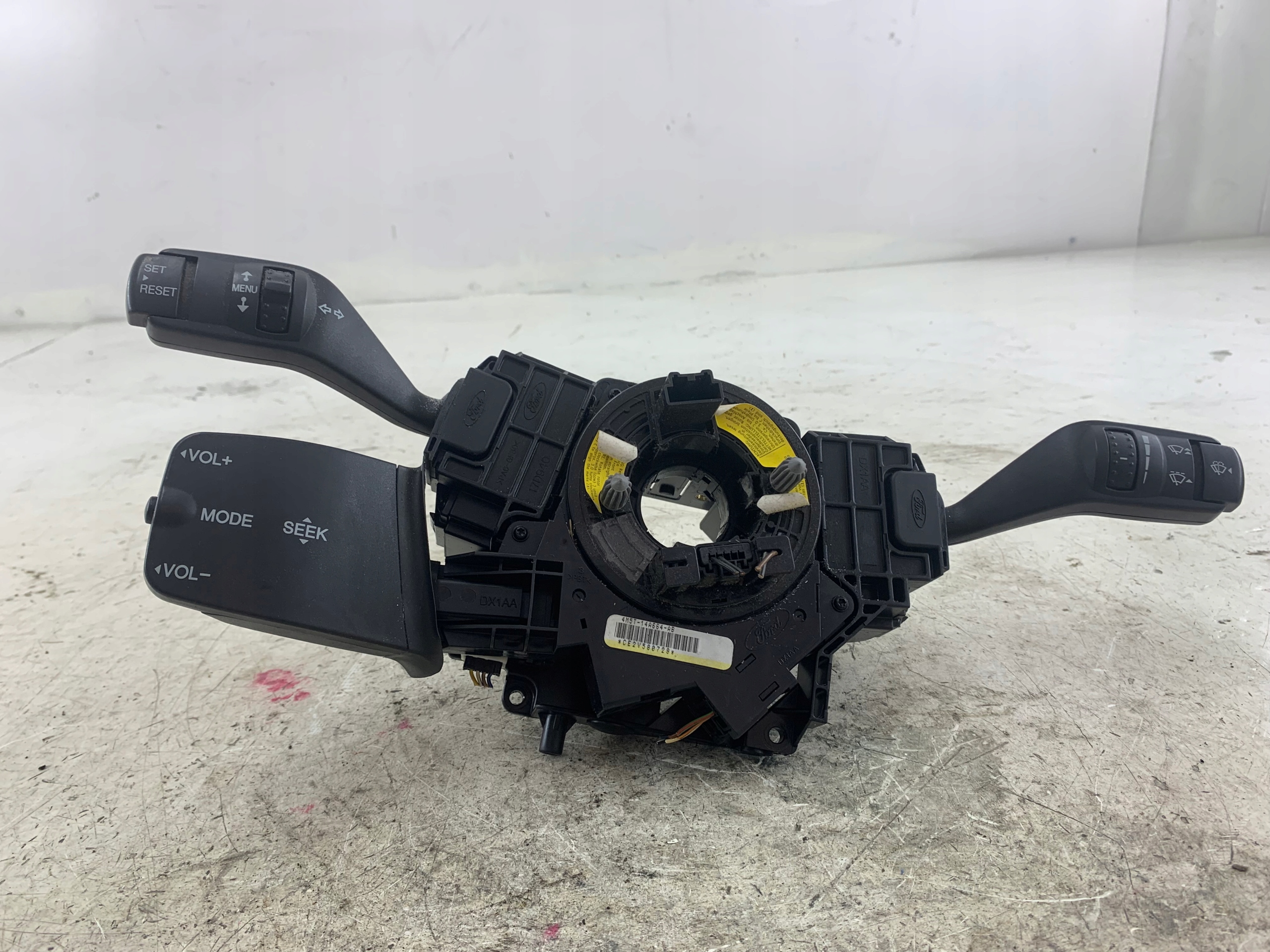 FORD FOCUS MK2 DEVIO LUCI TERGICRISTALLO TERGI 4M5T14A664AB