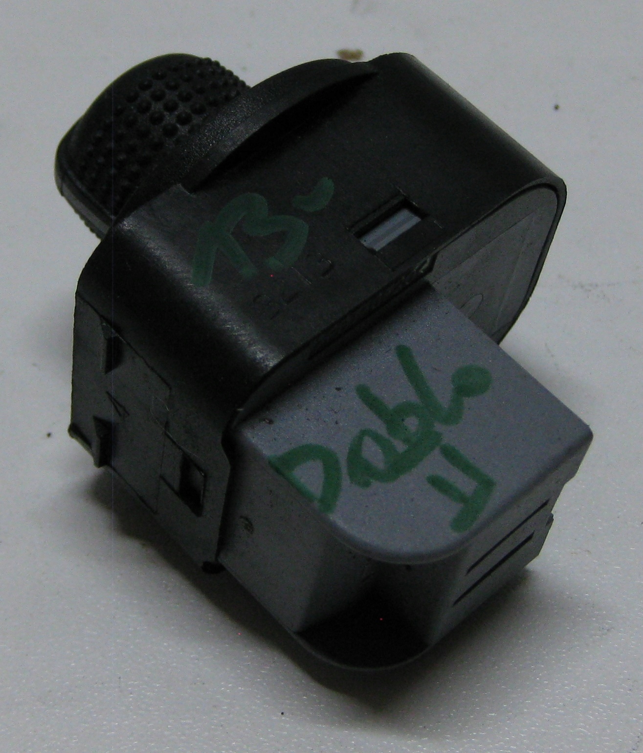 FIAT DOBLO II 13R mirror control switch button