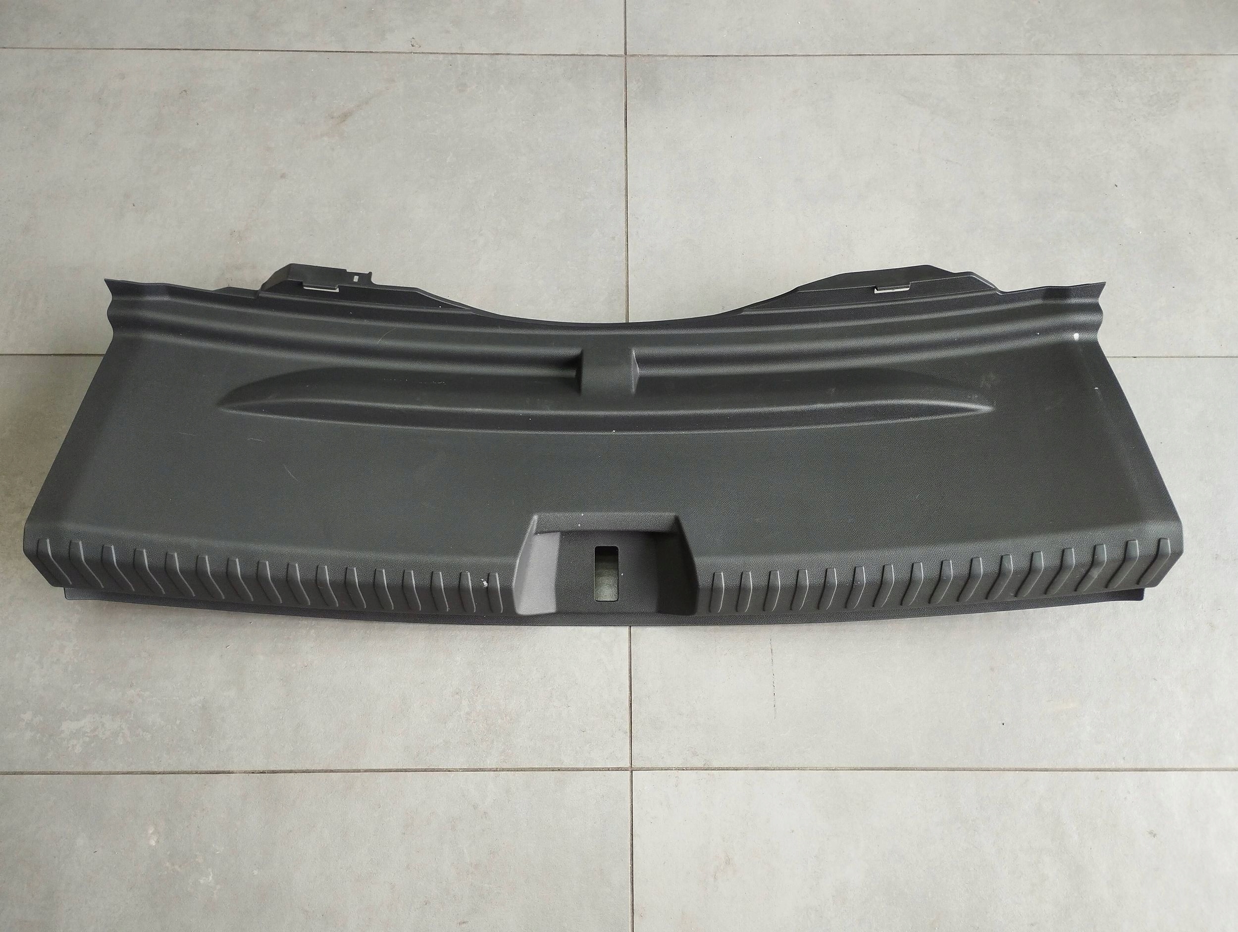 Seat Leon IV 2024 cover of the threshold boot 5FA863459A