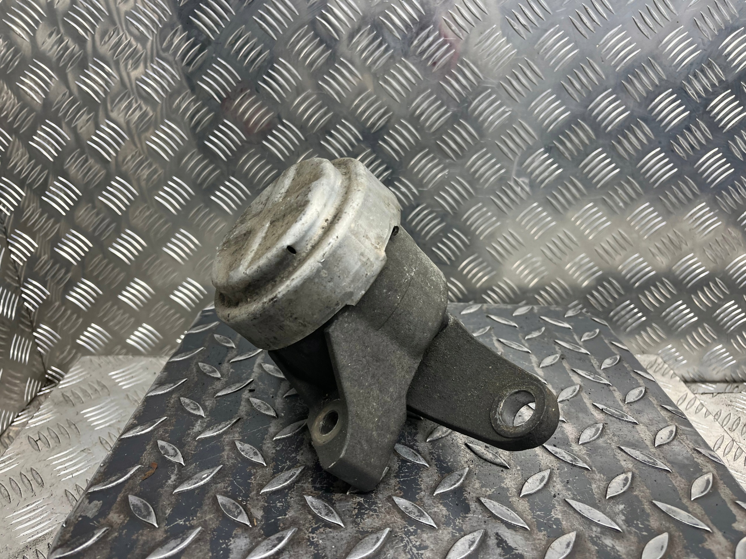 engine mount FORD MONDEO MK 4 6G91-6F012-DD